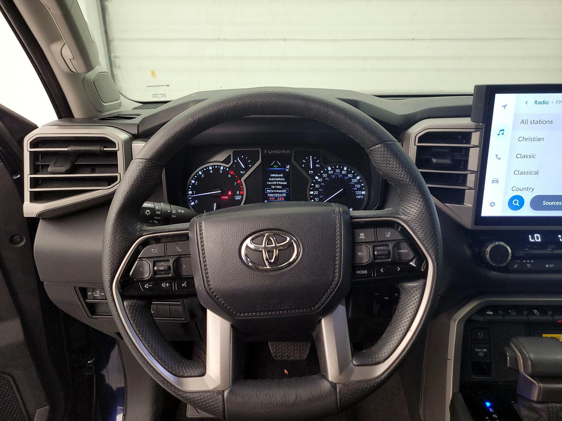 Thumbnail: 2022 Toyota Tundra - 10