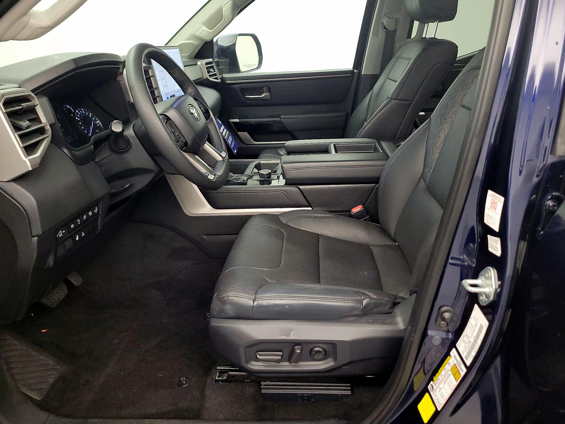 Thumbnail: 2022 Toyota Tundra - 11