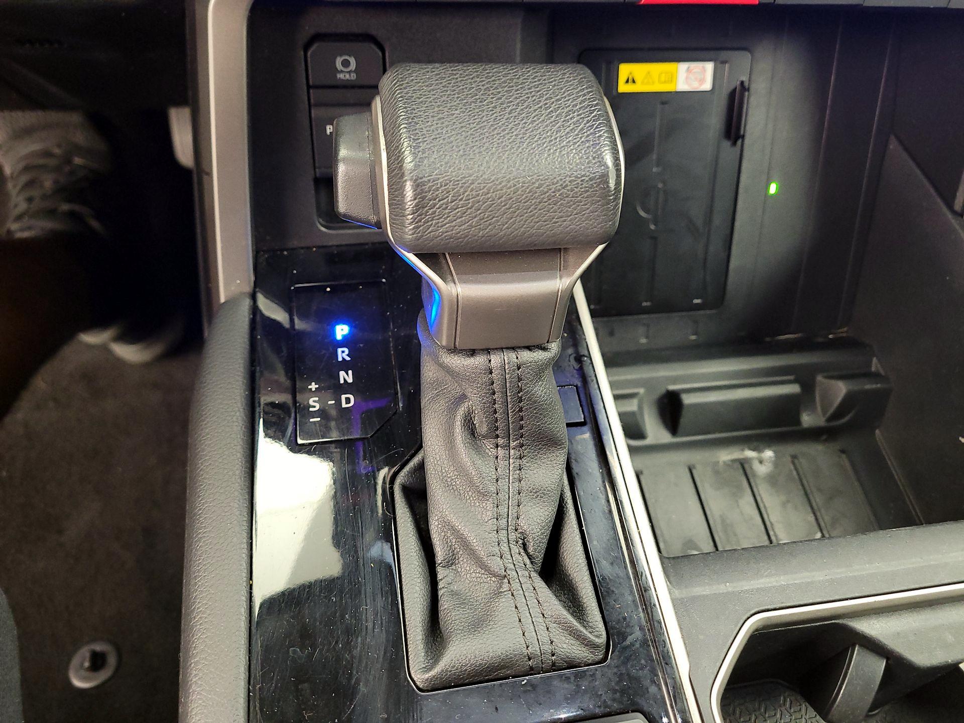 Thumbnail: 2022 Toyota Tundra - 17