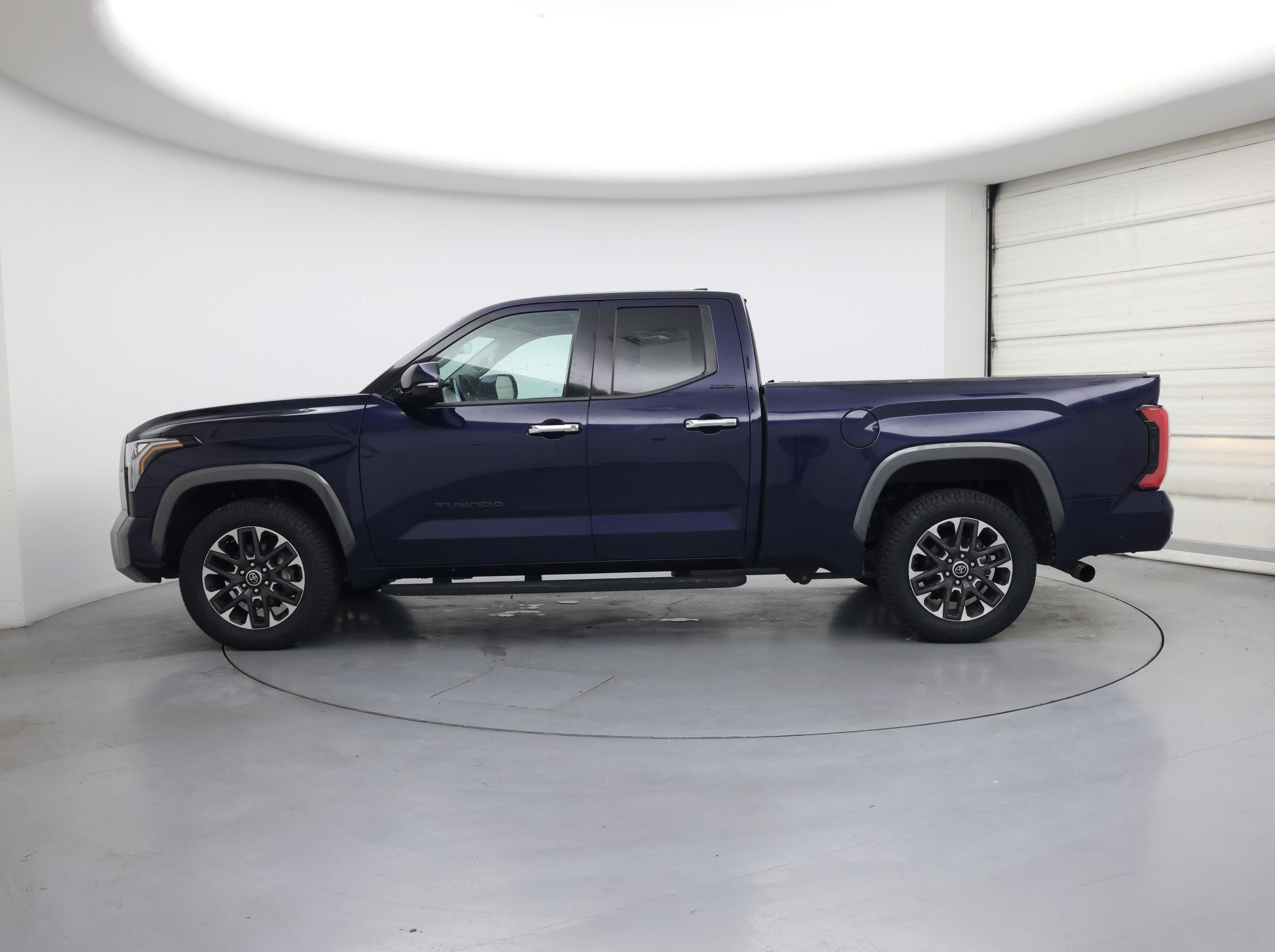 Thumbnail: 2022 Toyota Tundra - 3