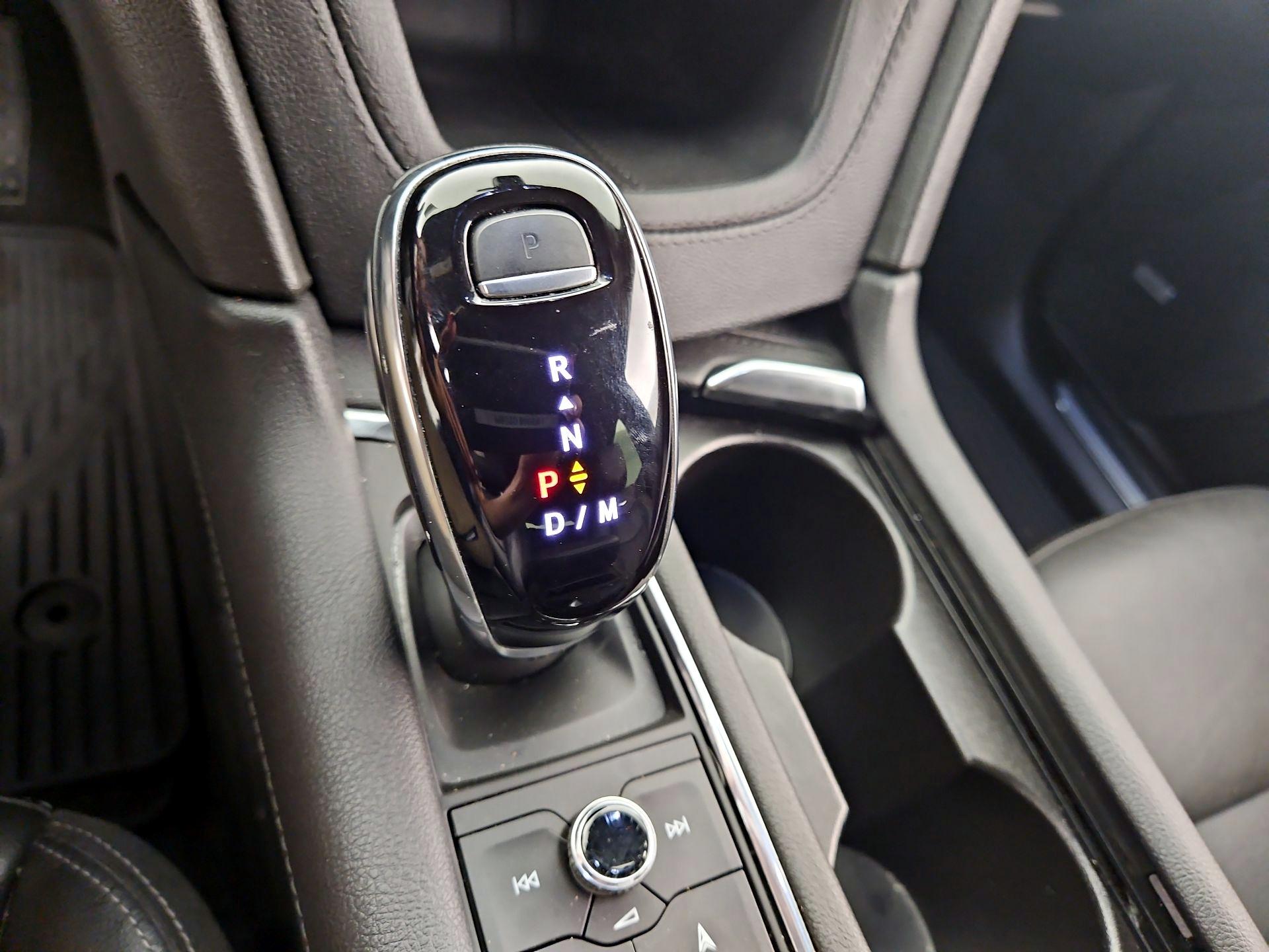 Thumbnail: 2021 Cadillac XT5 - 18