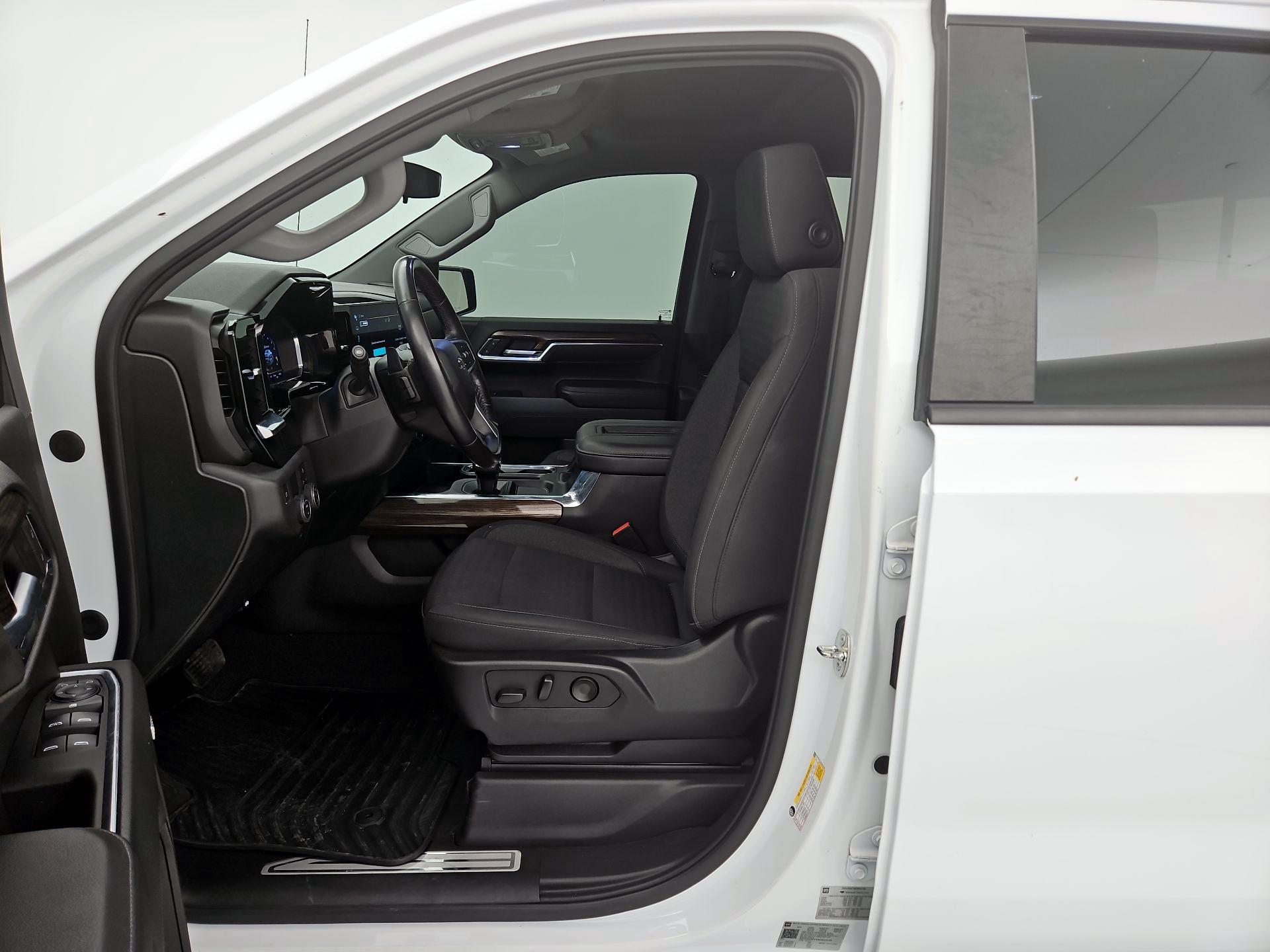 Thumbnail: 2022 Chevrolet Silverado 1500 - 11