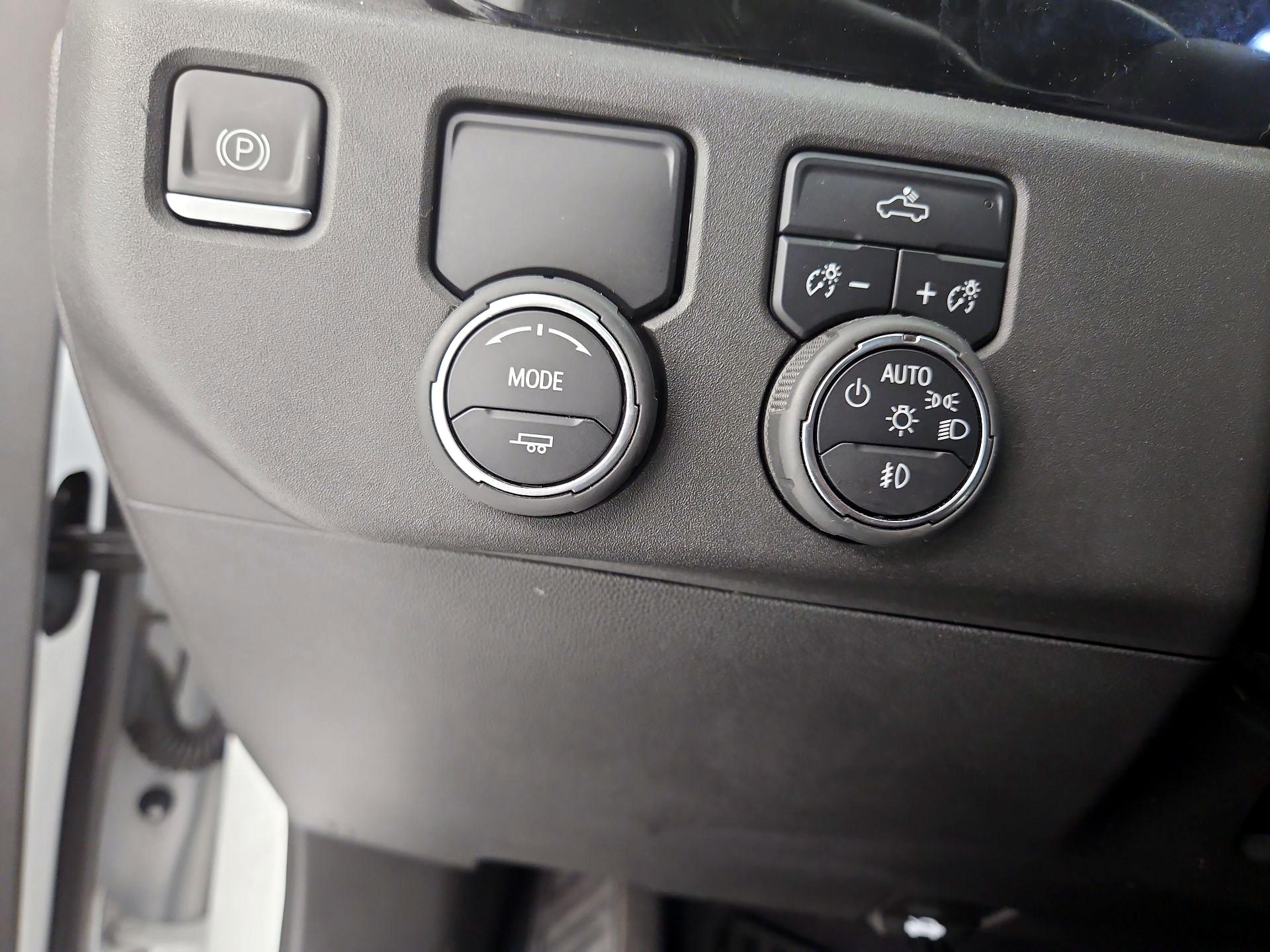 Thumbnail: 2022 Chevrolet Silverado 1500 - 13