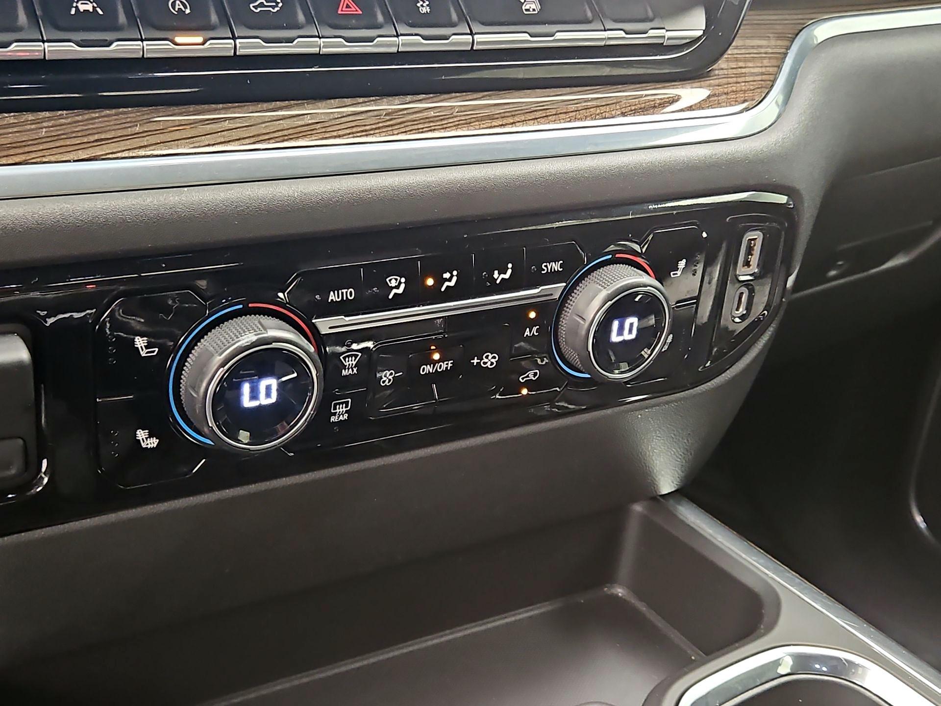 Thumbnail: 2022 Chevrolet Silverado 1500 - 16