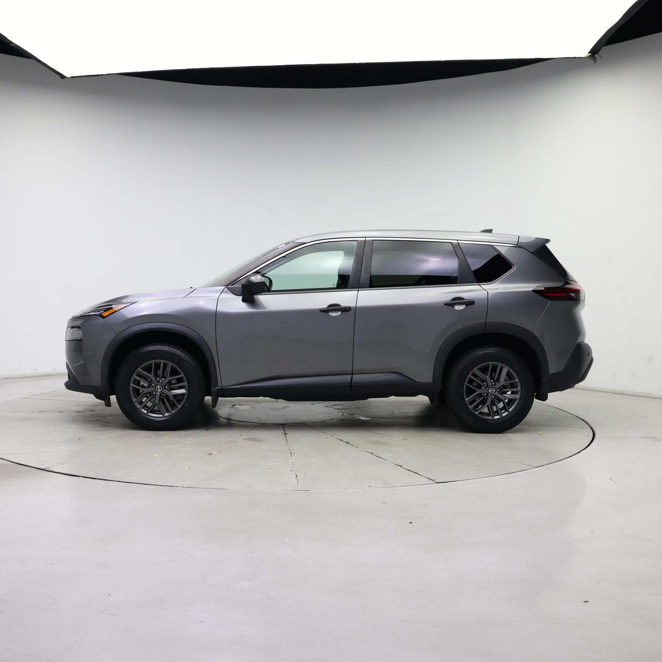 Thumbnail: 2021 Nissan Rogue - 3