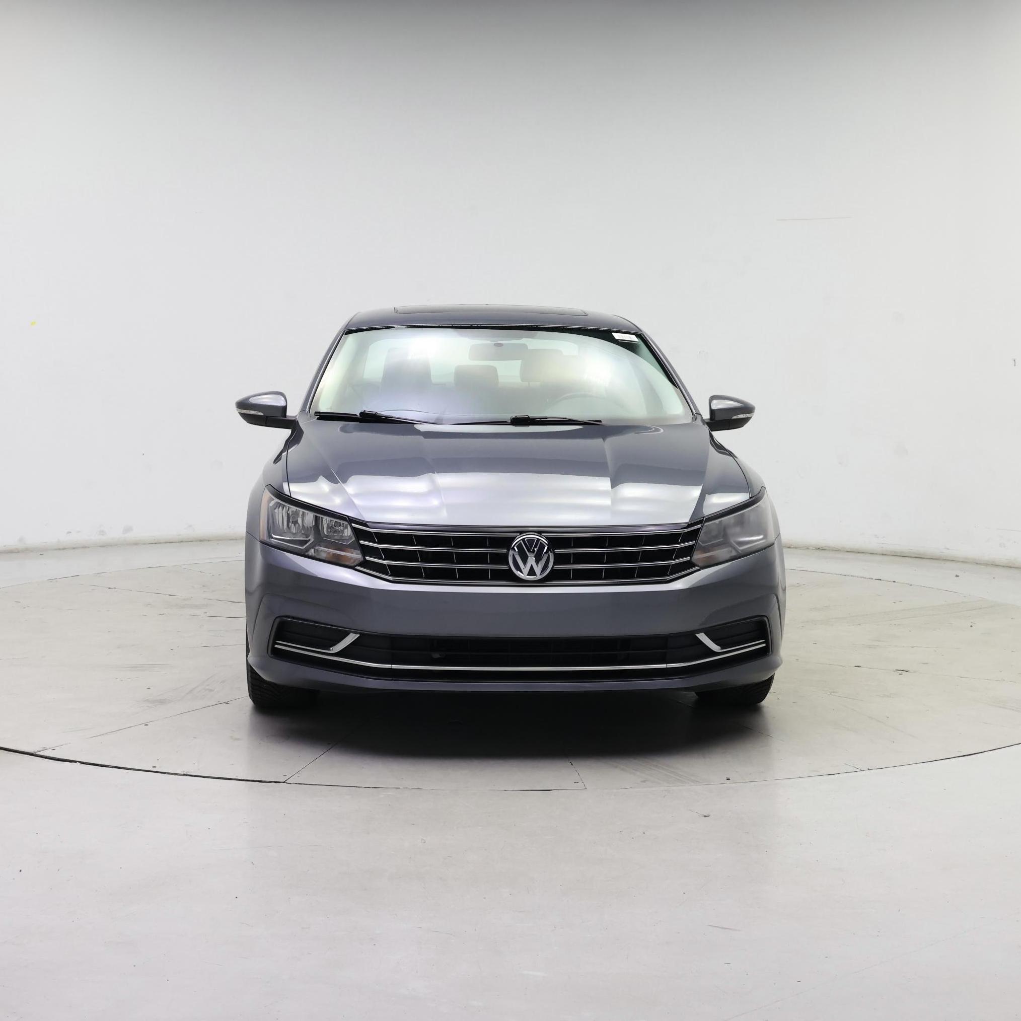 Thumbnail: 2016 Volkswagen Passat - 5