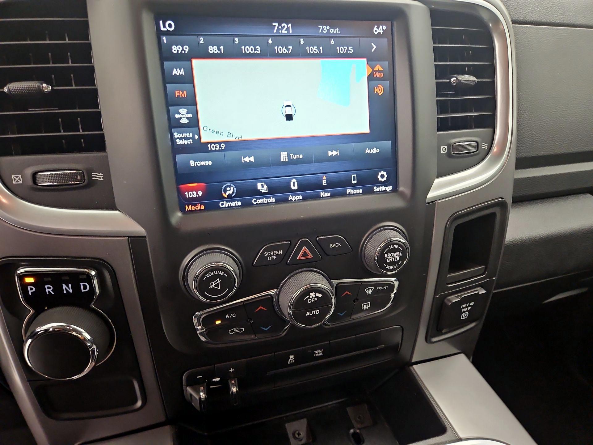 Thumbnail: 2023 RAM 1500 Classic - 16