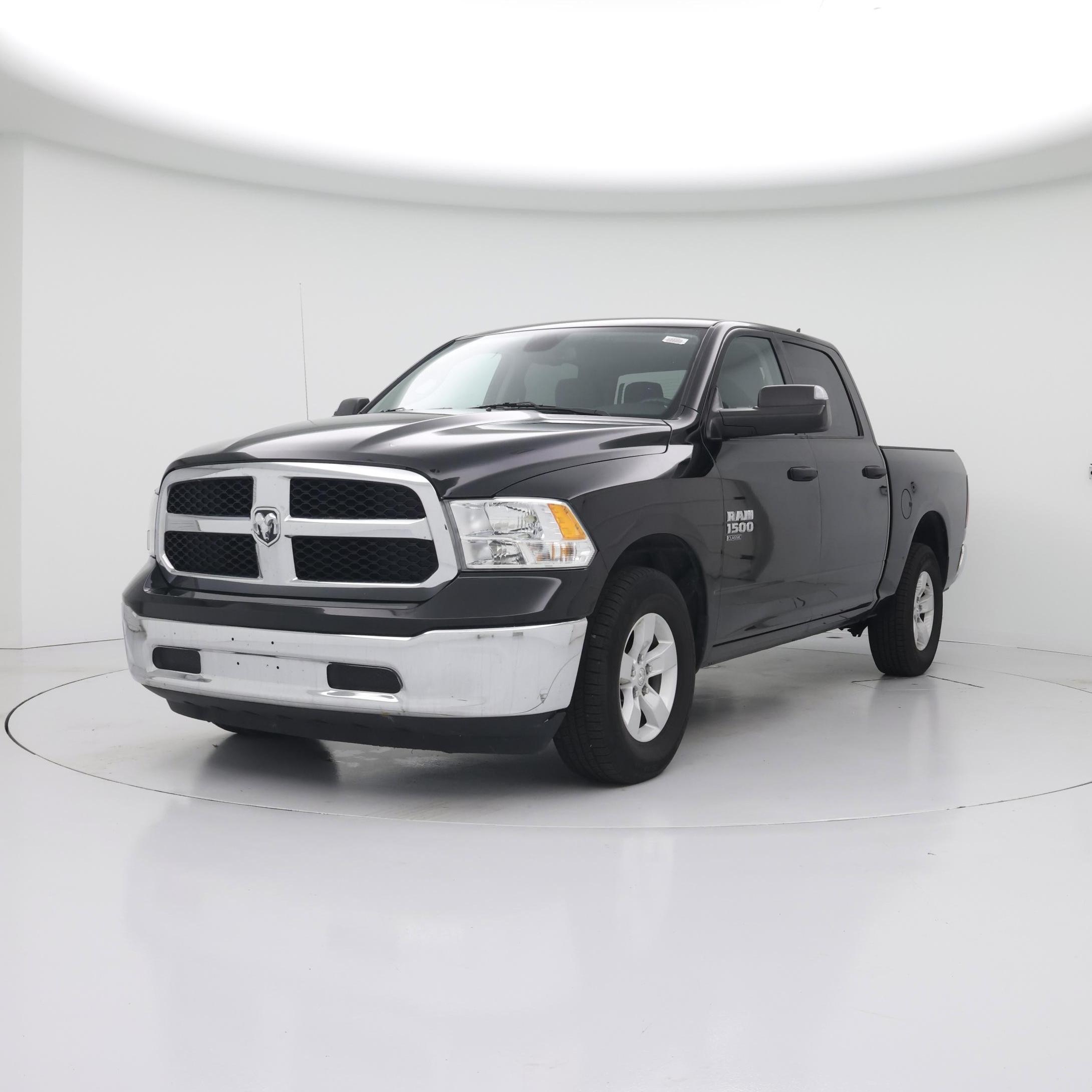 Thumbnail: 2023 RAM 1500 Classic - 4