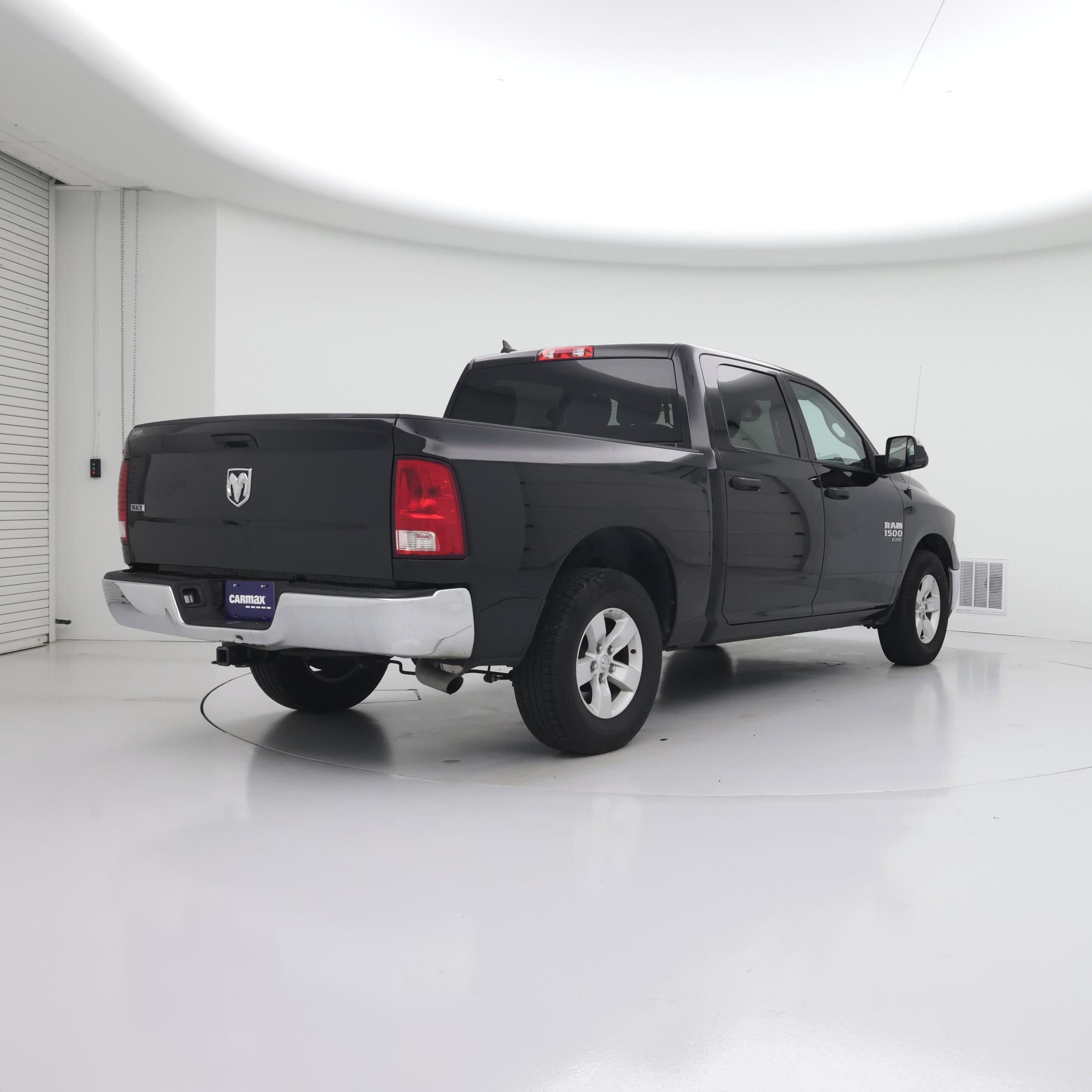 Thumbnail: 2023 RAM 1500 Classic - 8