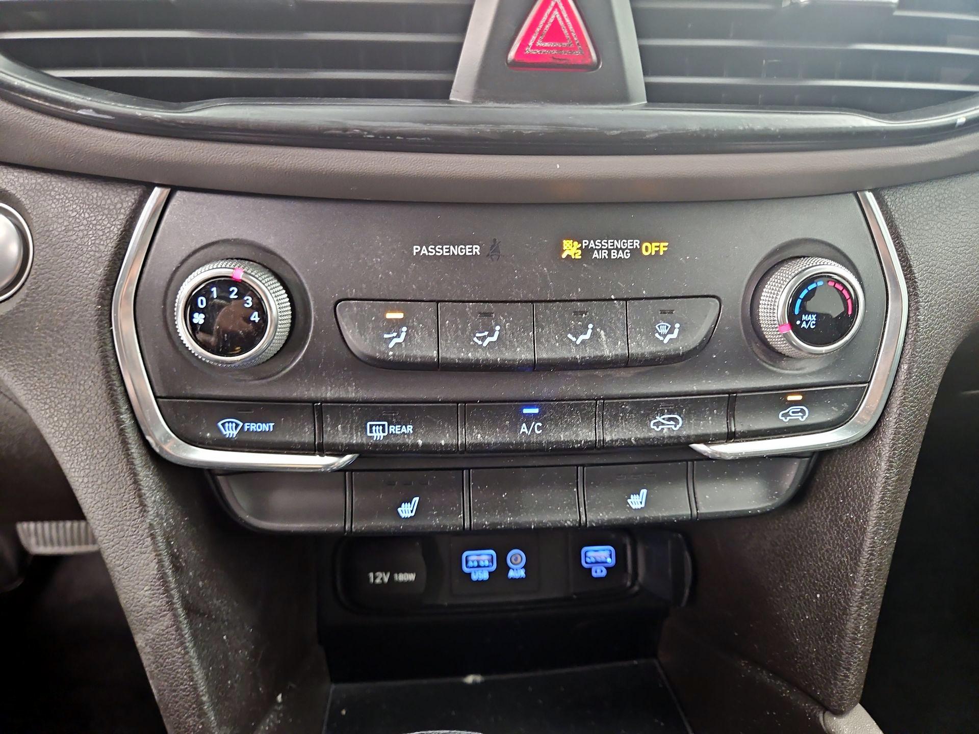 Thumbnail: 2020 Hyundai Santa Fe - 16