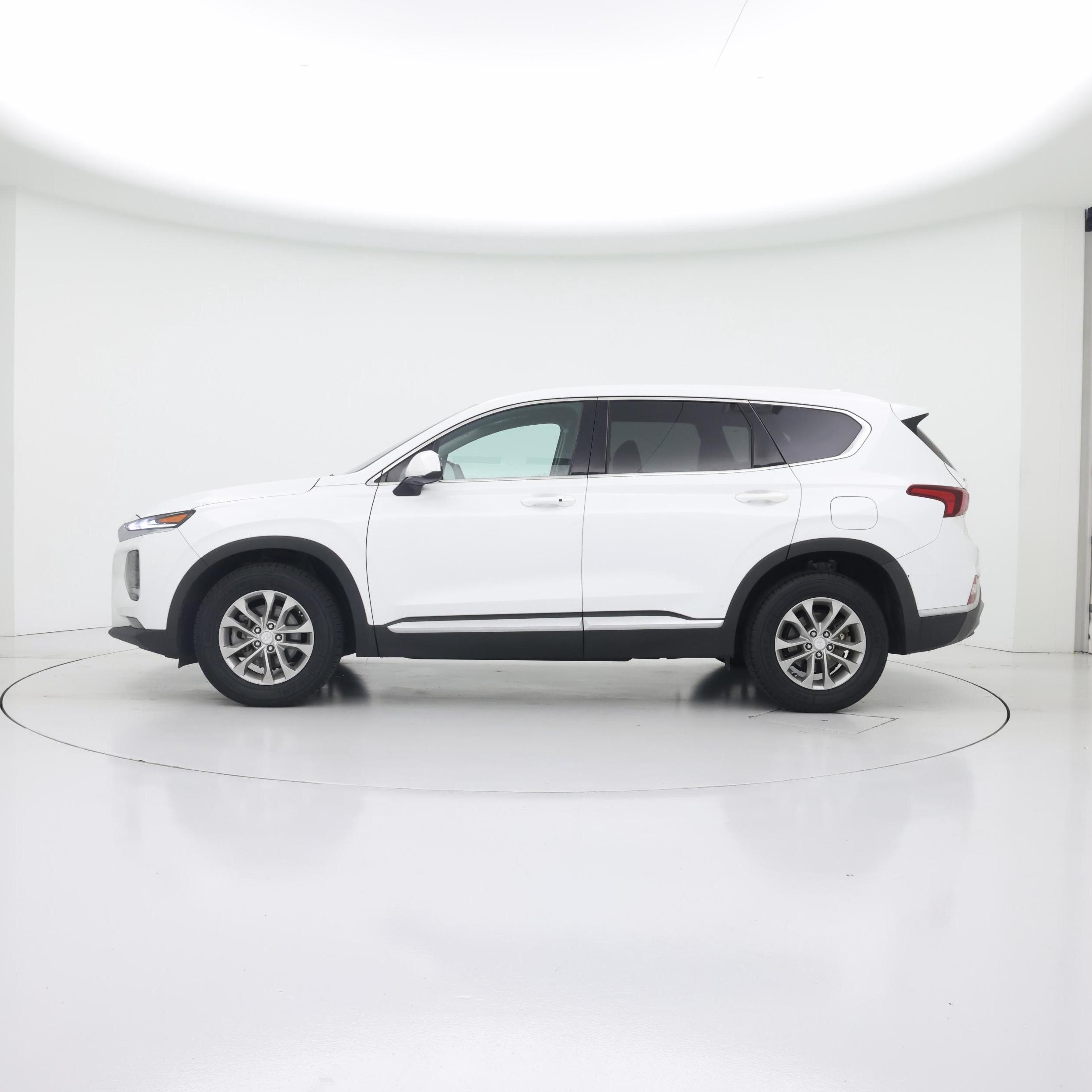 Thumbnail: 2020 Hyundai Santa Fe - 3
