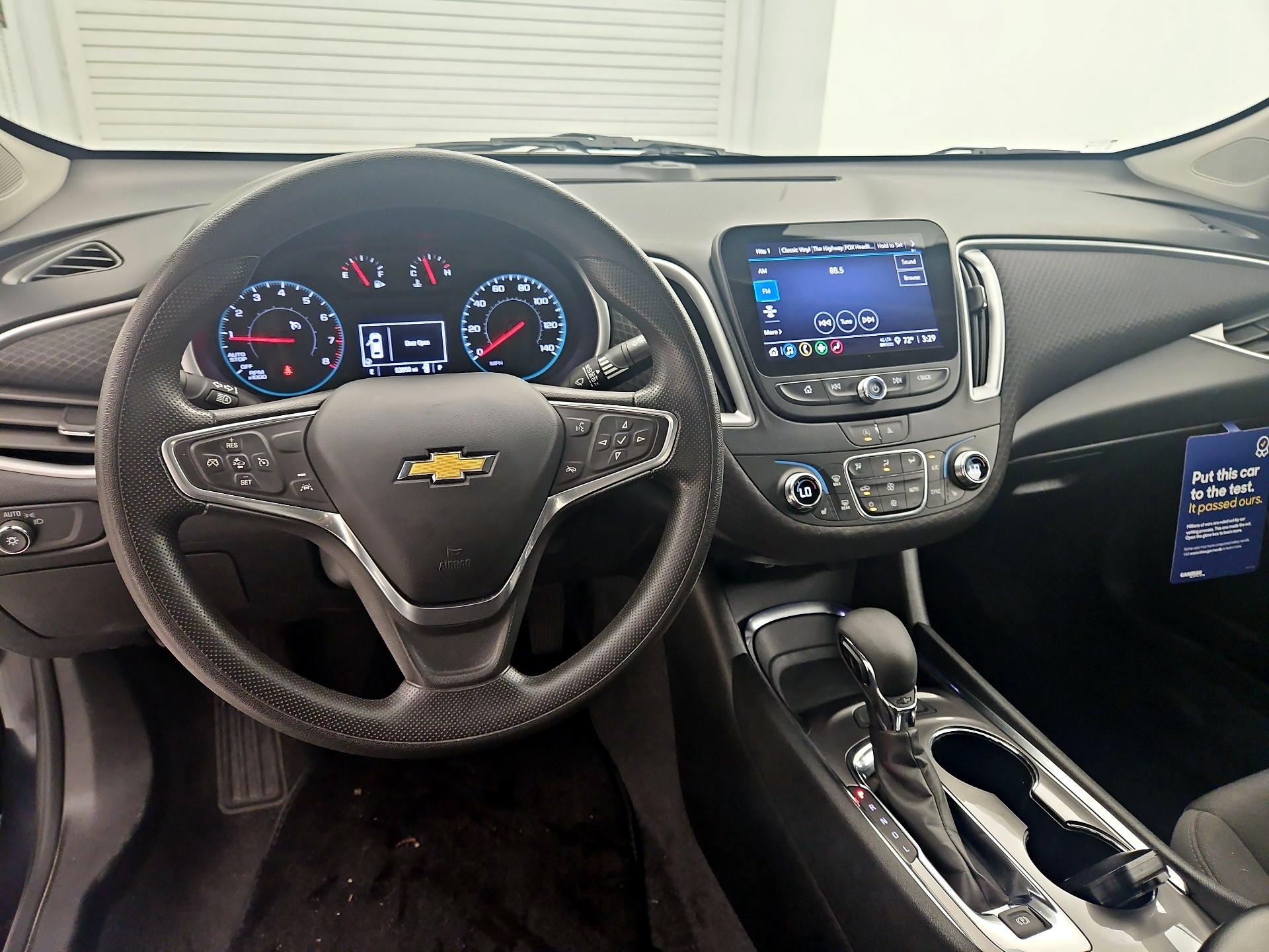 Thumbnail: 2023 Chevrolet Malibu - 9