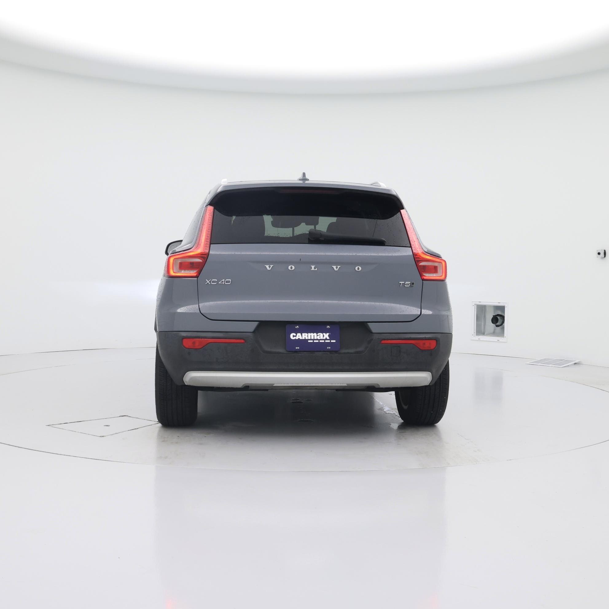 Thumbnail: 2021 Volvo XC40 - 6