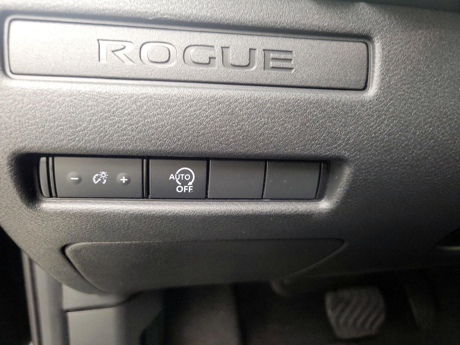 Thumbnail: 2023 Nissan Rogue - 13
