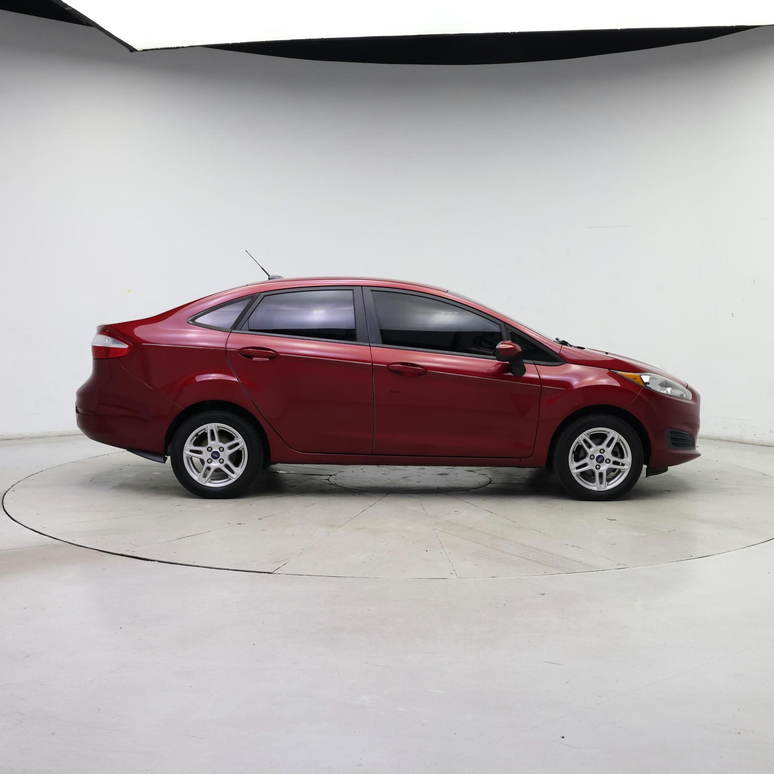 Thumbnail: 2017 Ford Fiesta - 7
