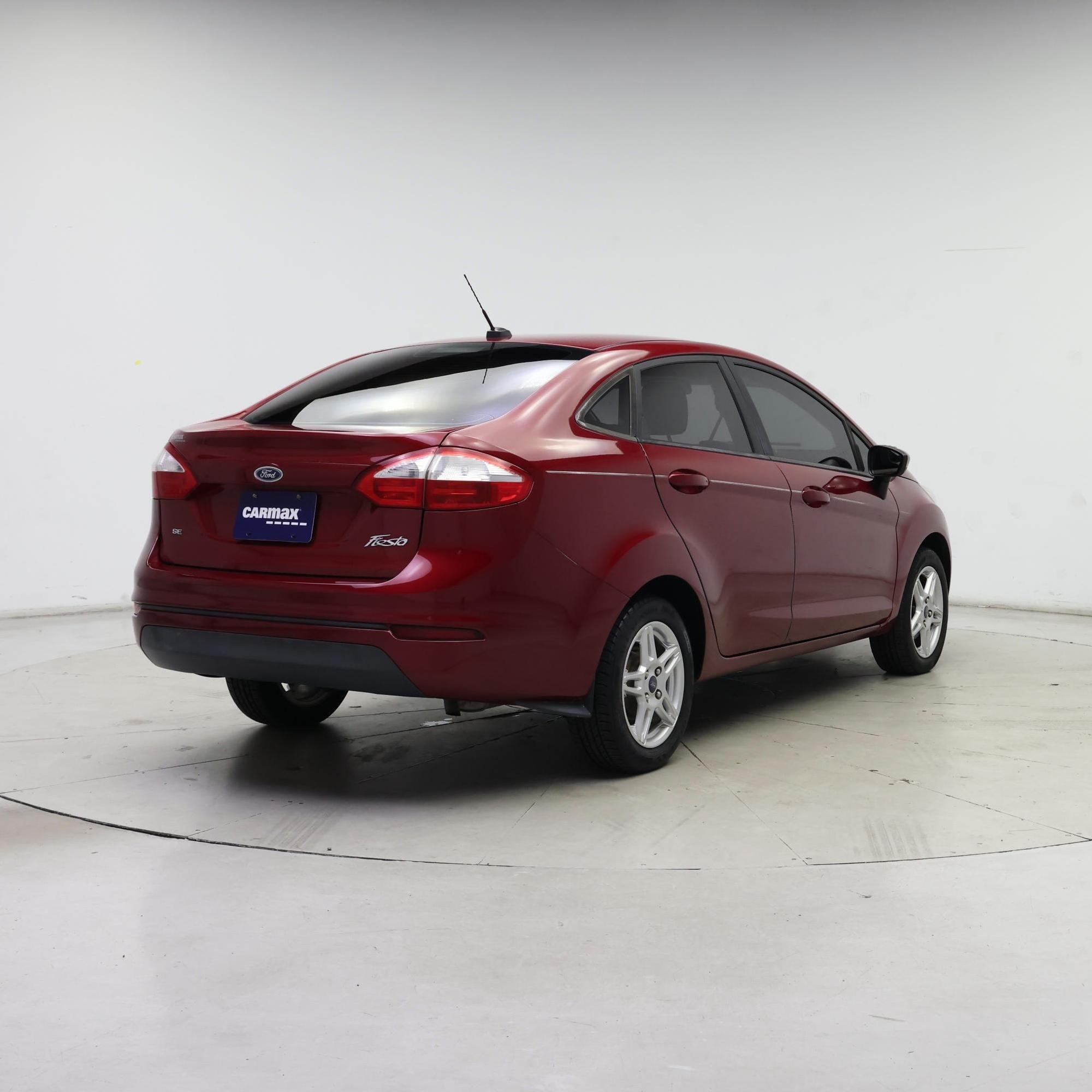 Thumbnail: 2017 Ford Fiesta - 8