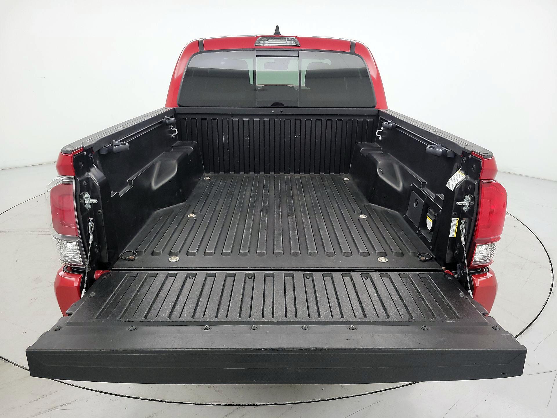 Thumbnail: 2023 Toyota Tacoma - 20