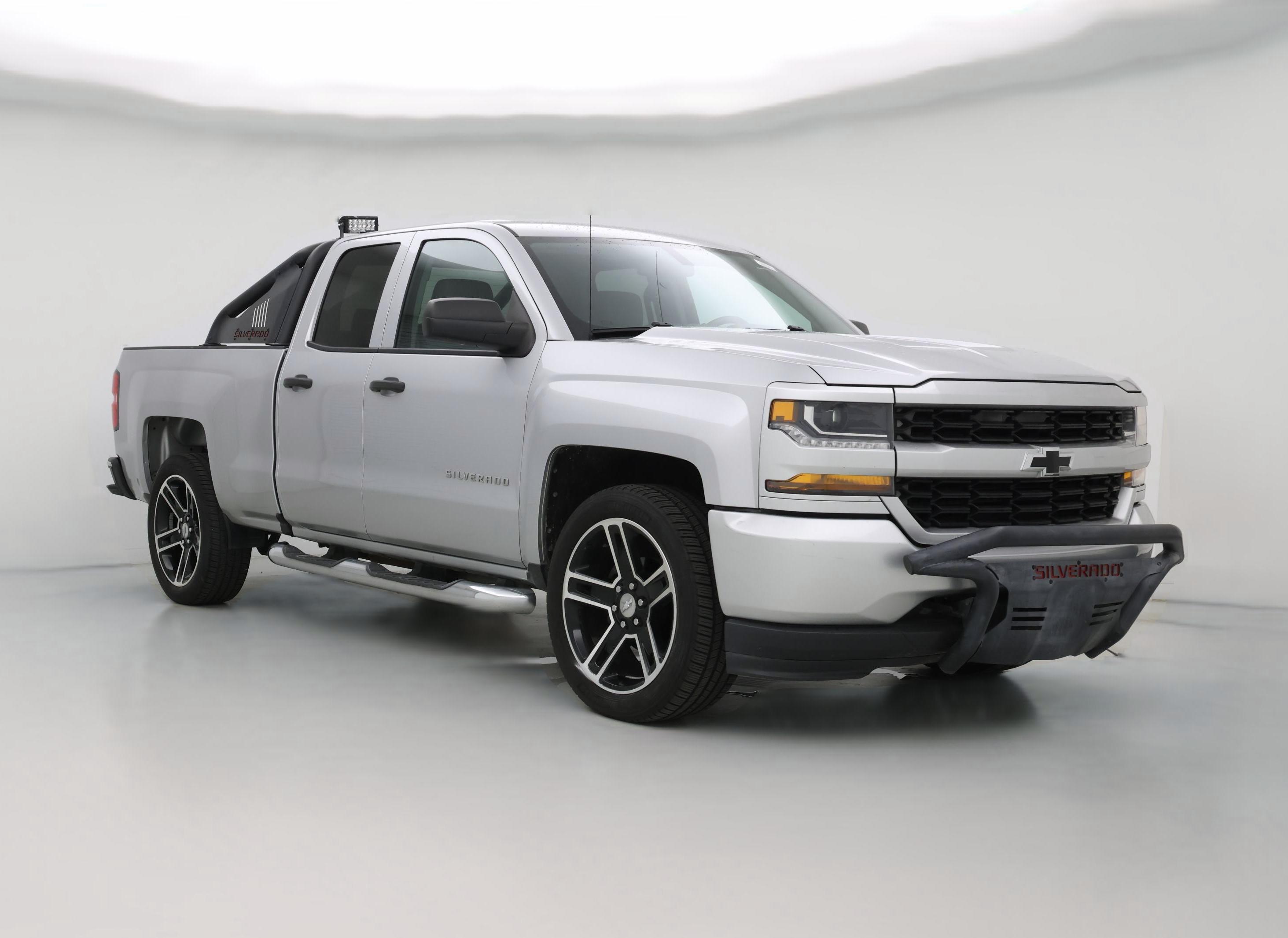 Thumbnail: 2017 Chevrolet Silverado 1500 - 1
