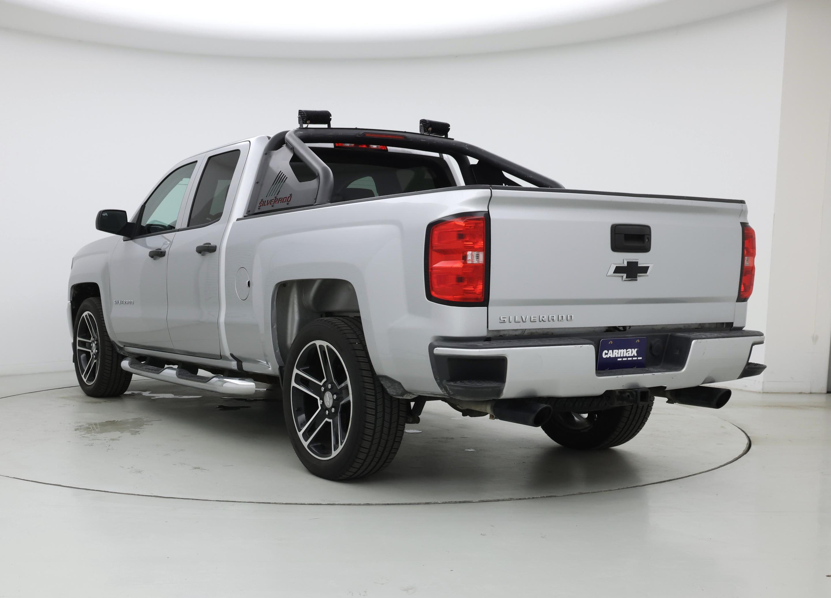 Thumbnail: 2017 Chevrolet Silverado 1500 - 2