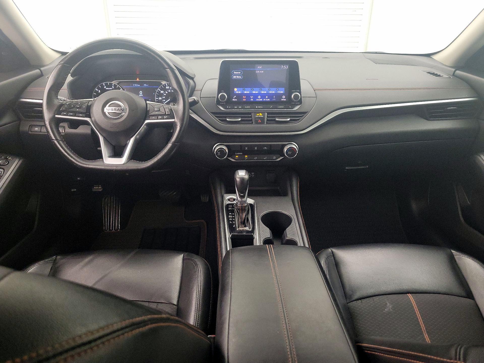 Thumbnail: 2019 Nissan Altima - 9