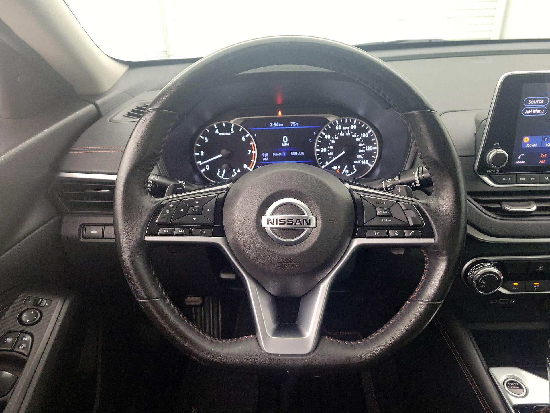 Thumbnail: 2019 Nissan Altima - 10