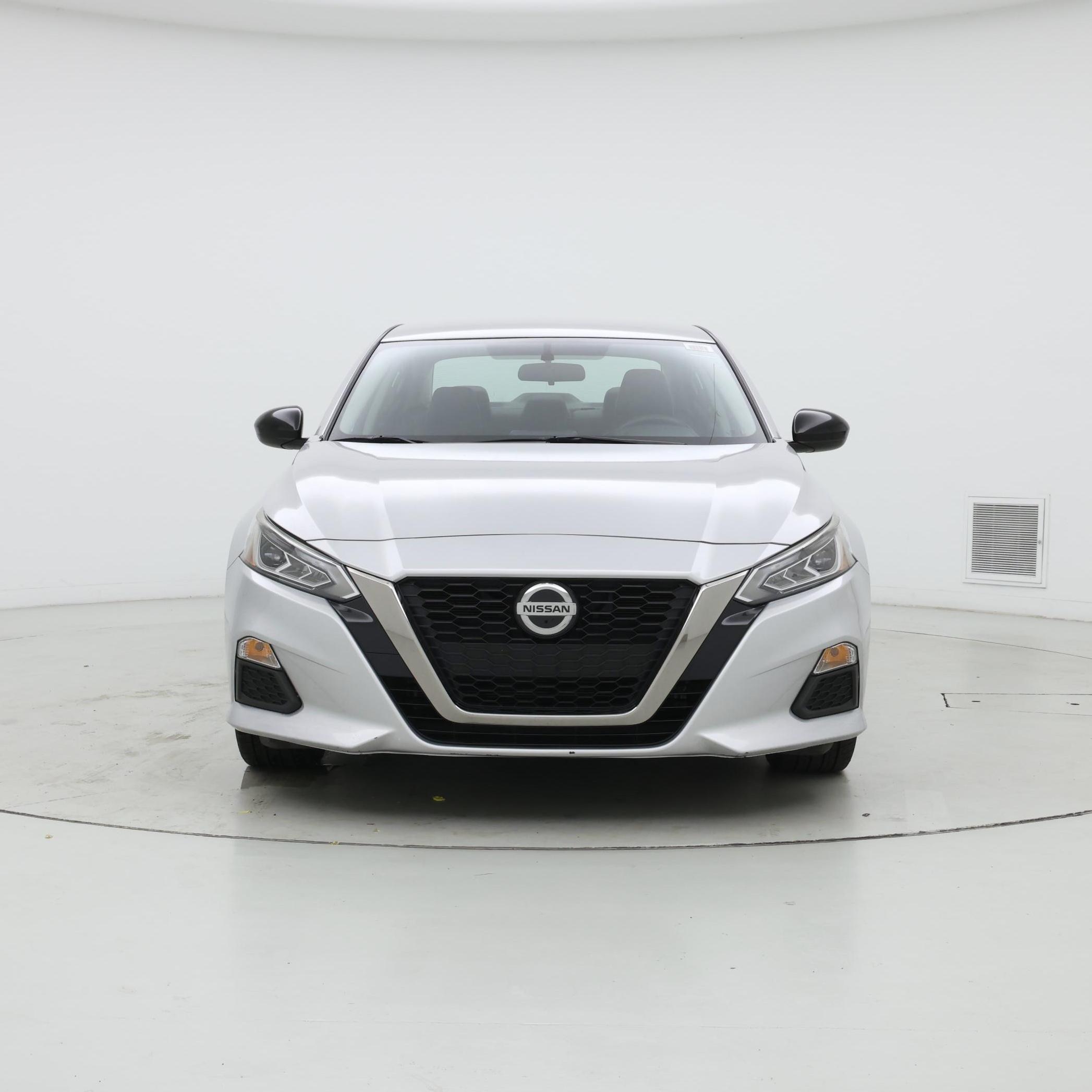 Thumbnail: 2019 Nissan Altima - 5