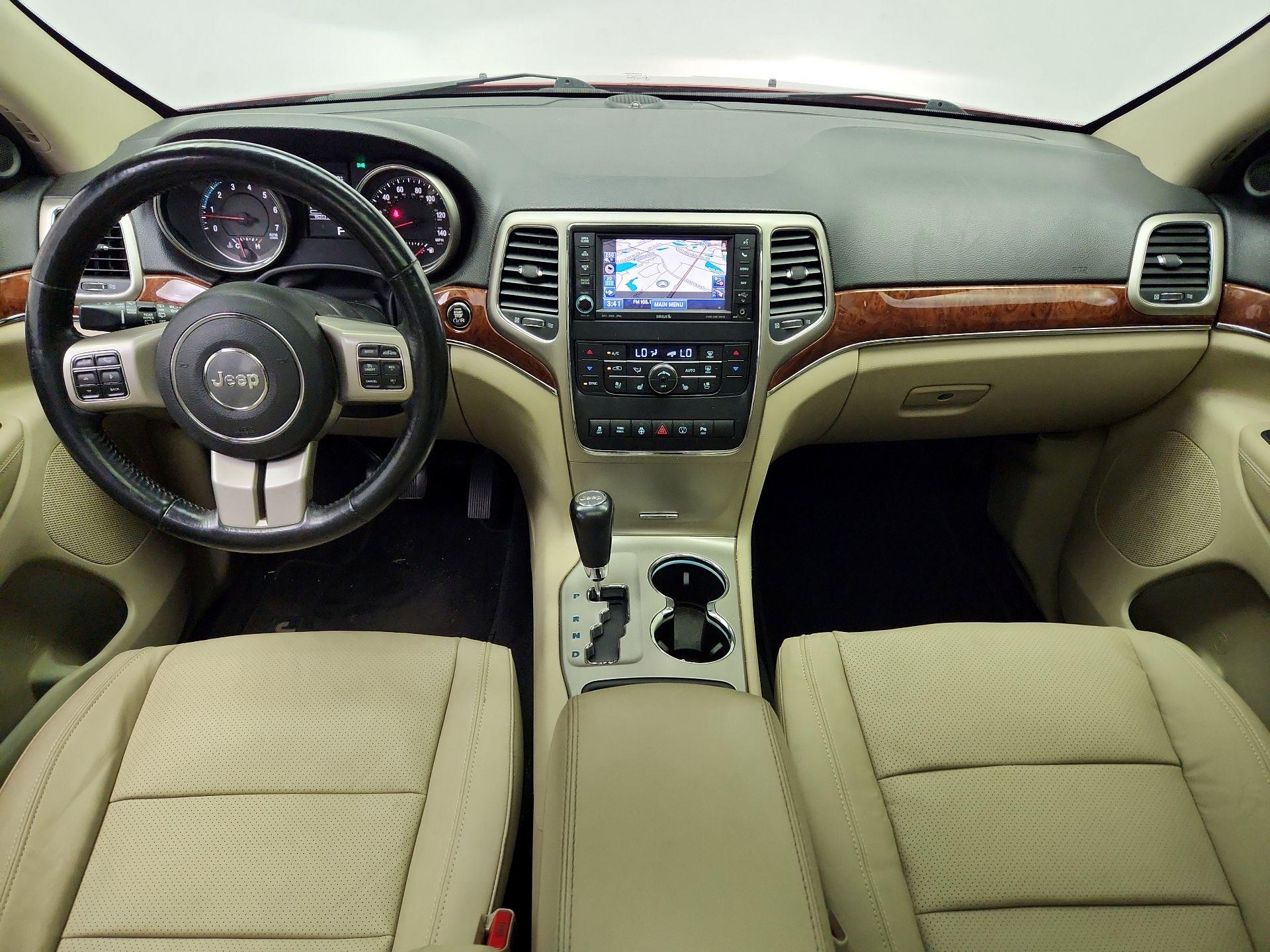 Thumbnail: 2013 Jeep Grand Cherokee - 9