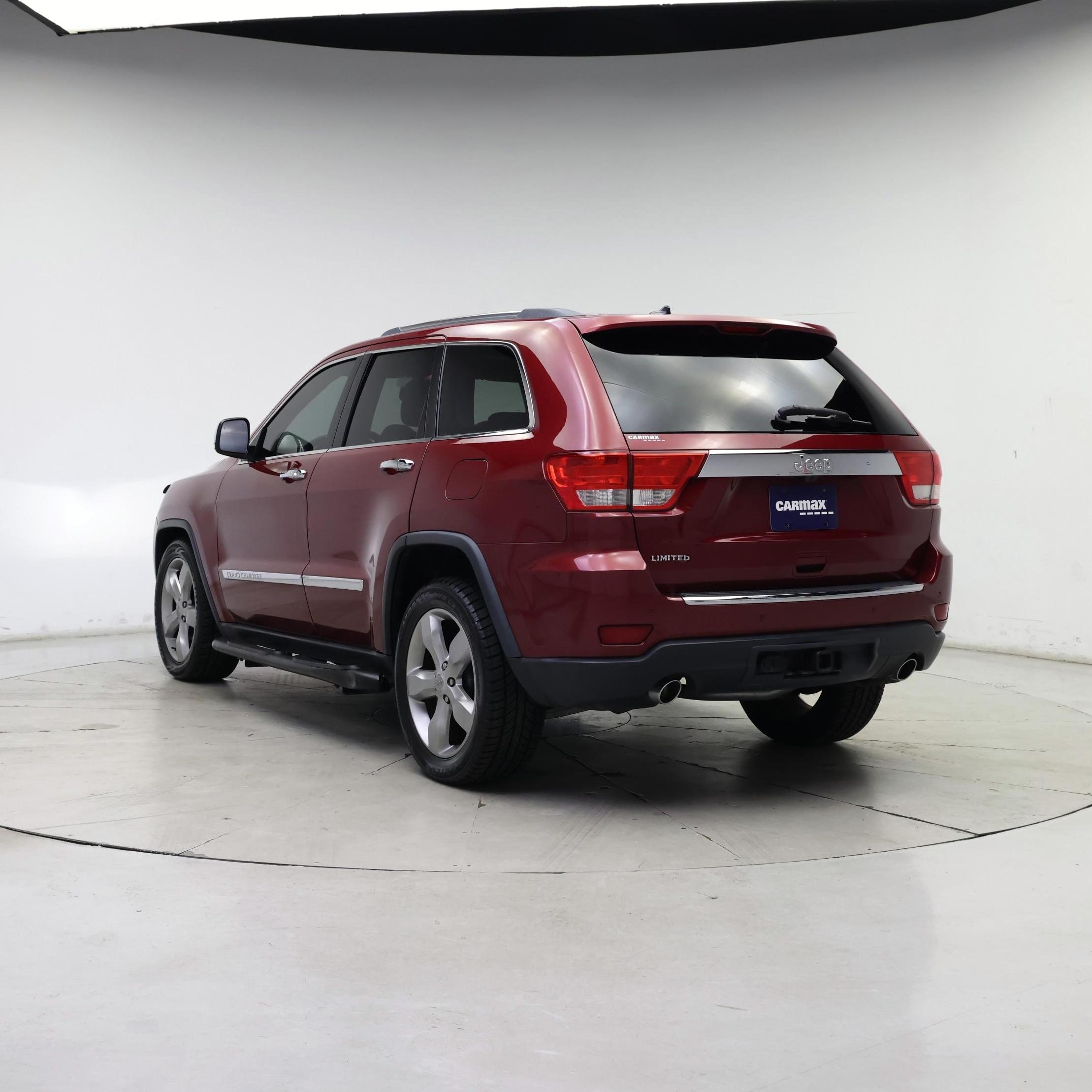 Thumbnail: 2013 Jeep Grand Cherokee - 2