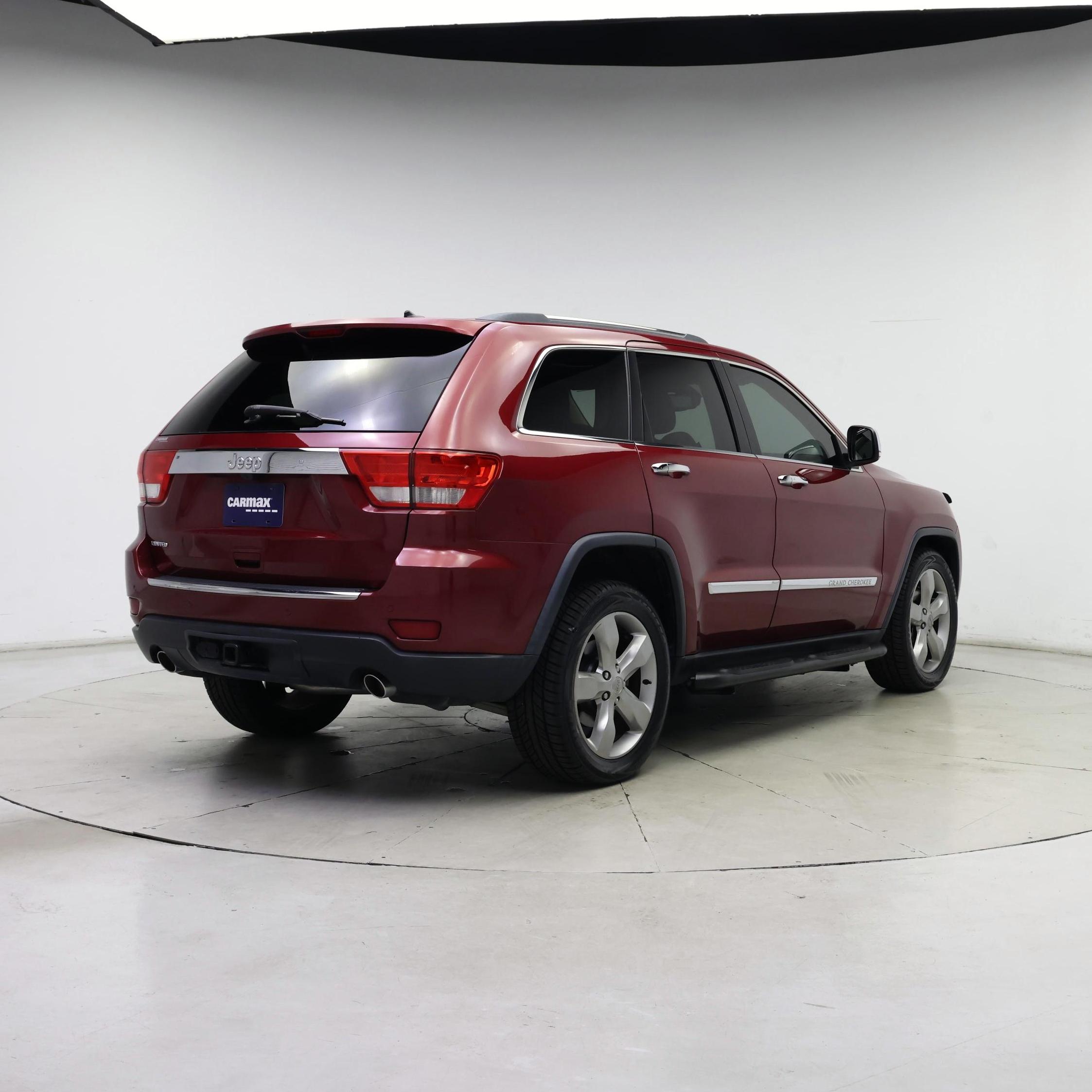 Thumbnail: 2013 Jeep Grand Cherokee - 8