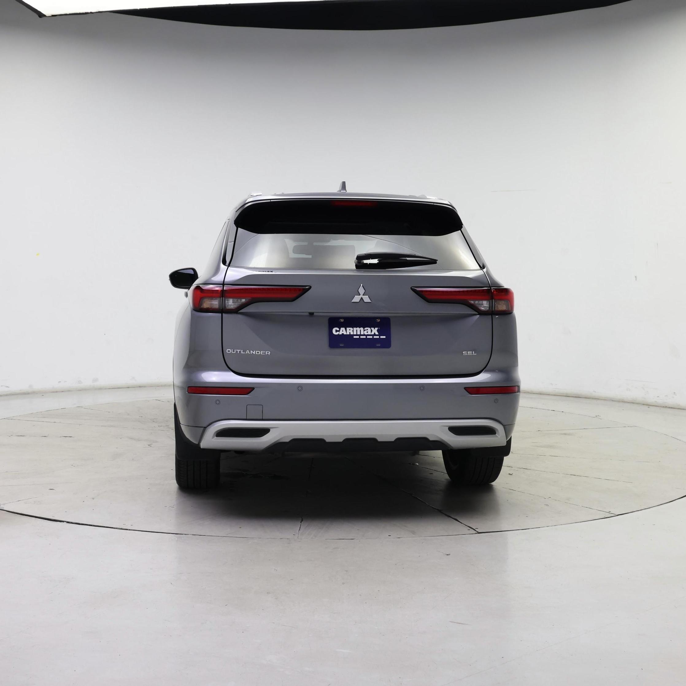 Thumbnail: 2023 Mitsubishi Outlander - 6