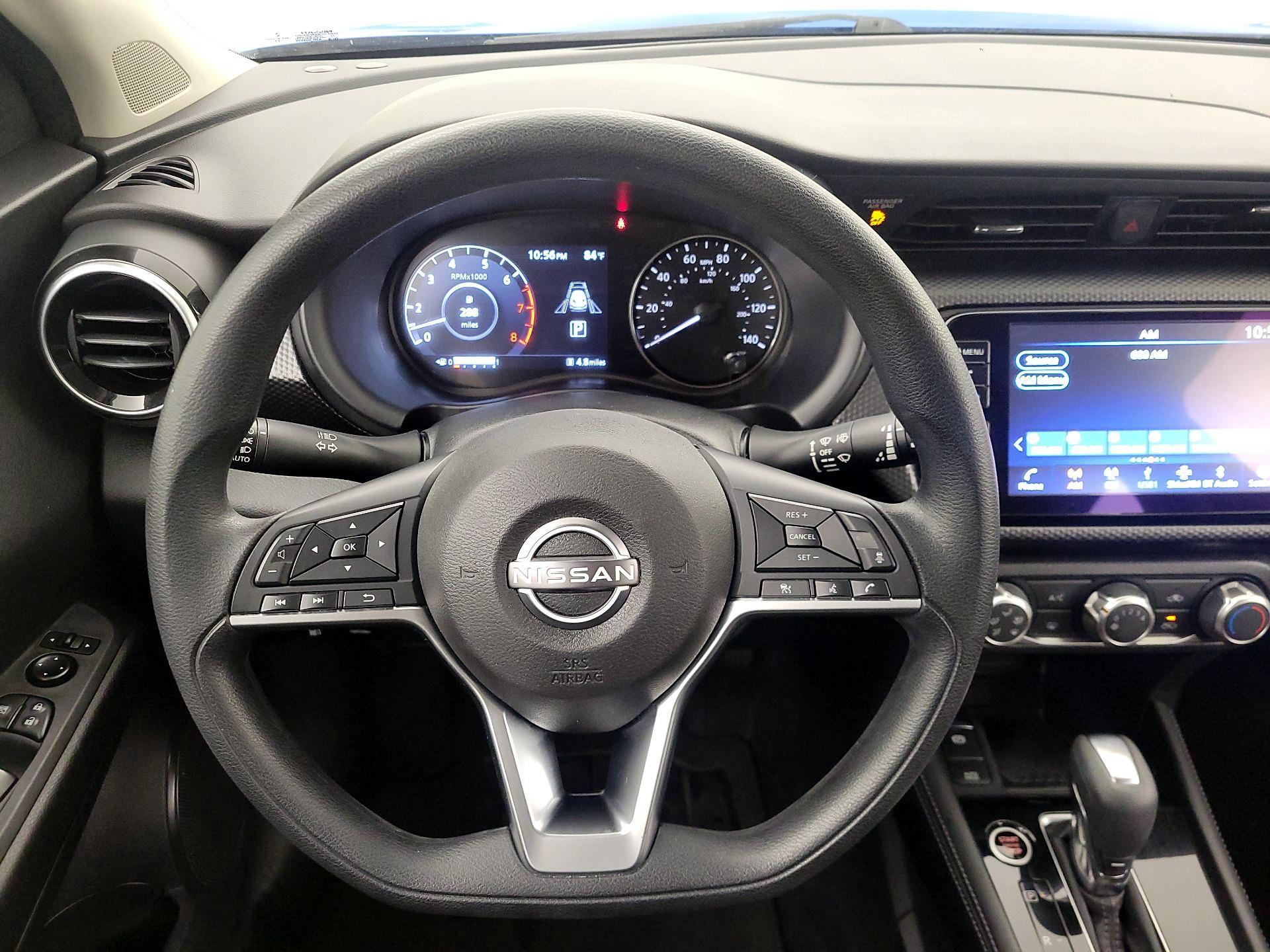 Thumbnail: 2023 Nissan Kicks - 10