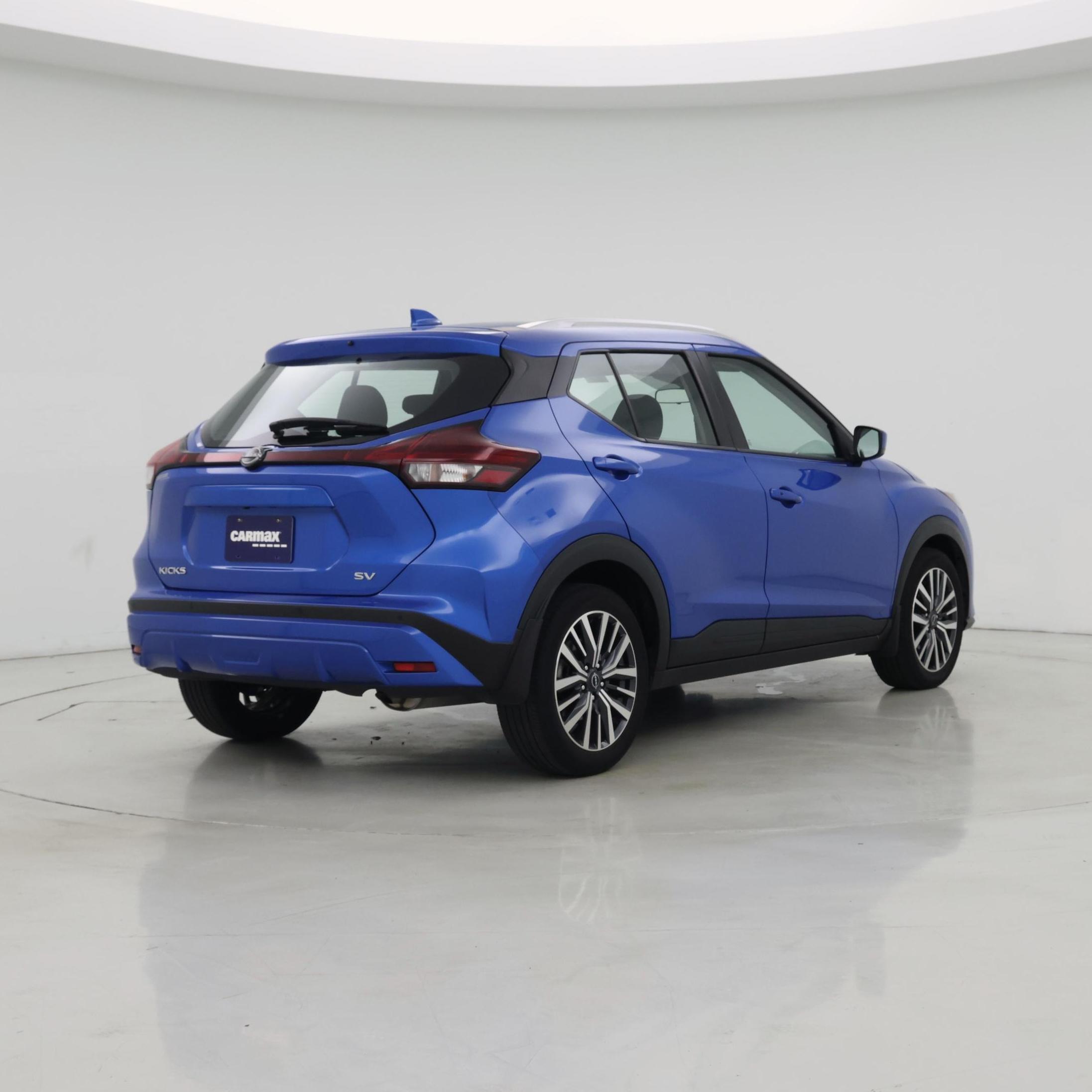 Thumbnail: 2023 Nissan Kicks - 8