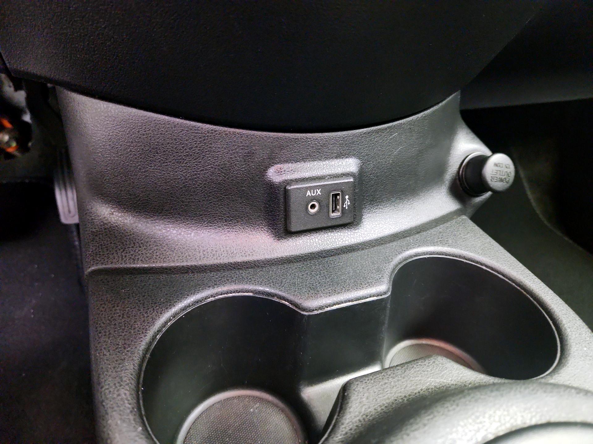 Thumbnail: 2019 Nissan Versa - 18