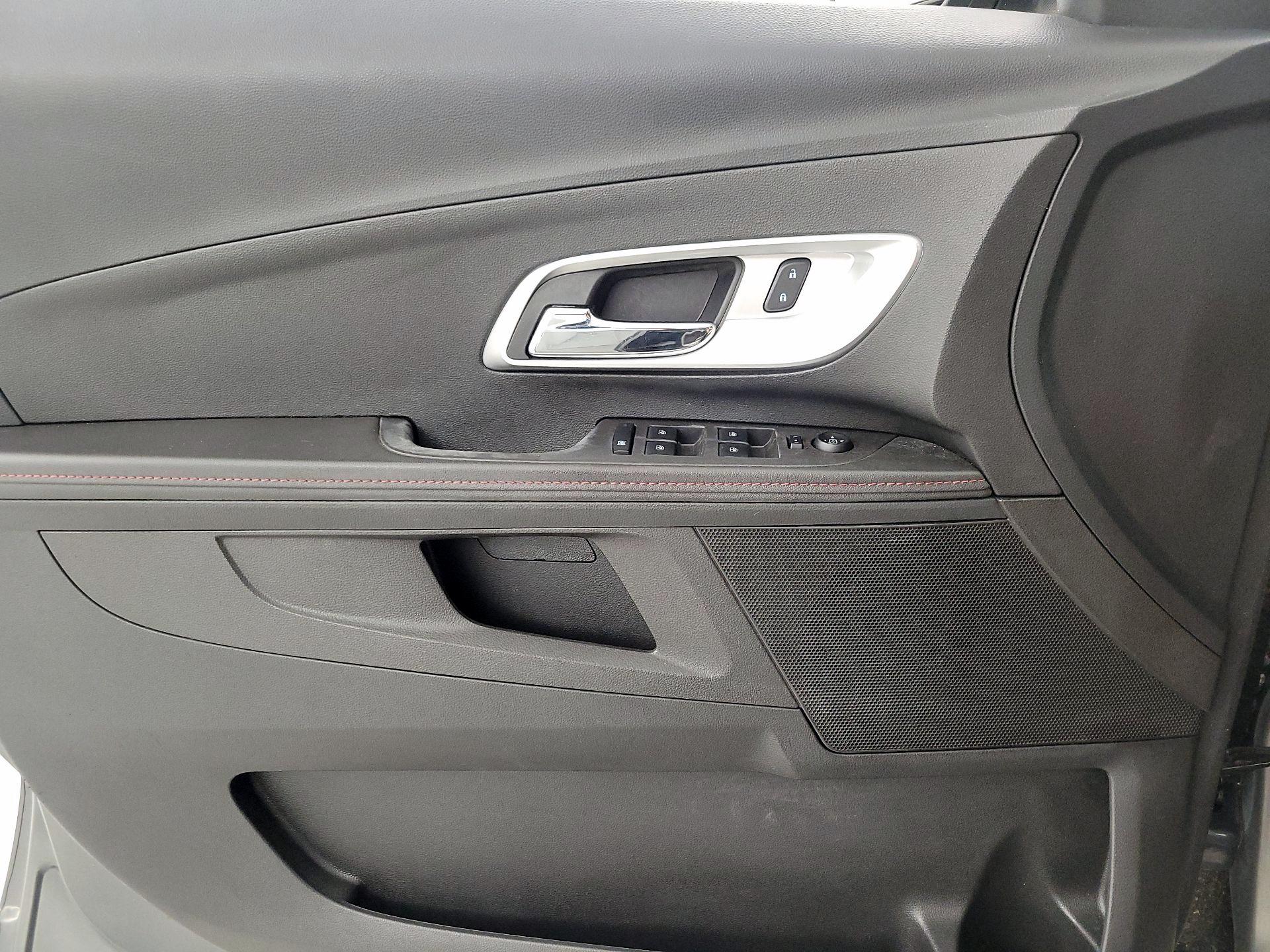 Thumbnail: 2013 Chevrolet Equinox - 12