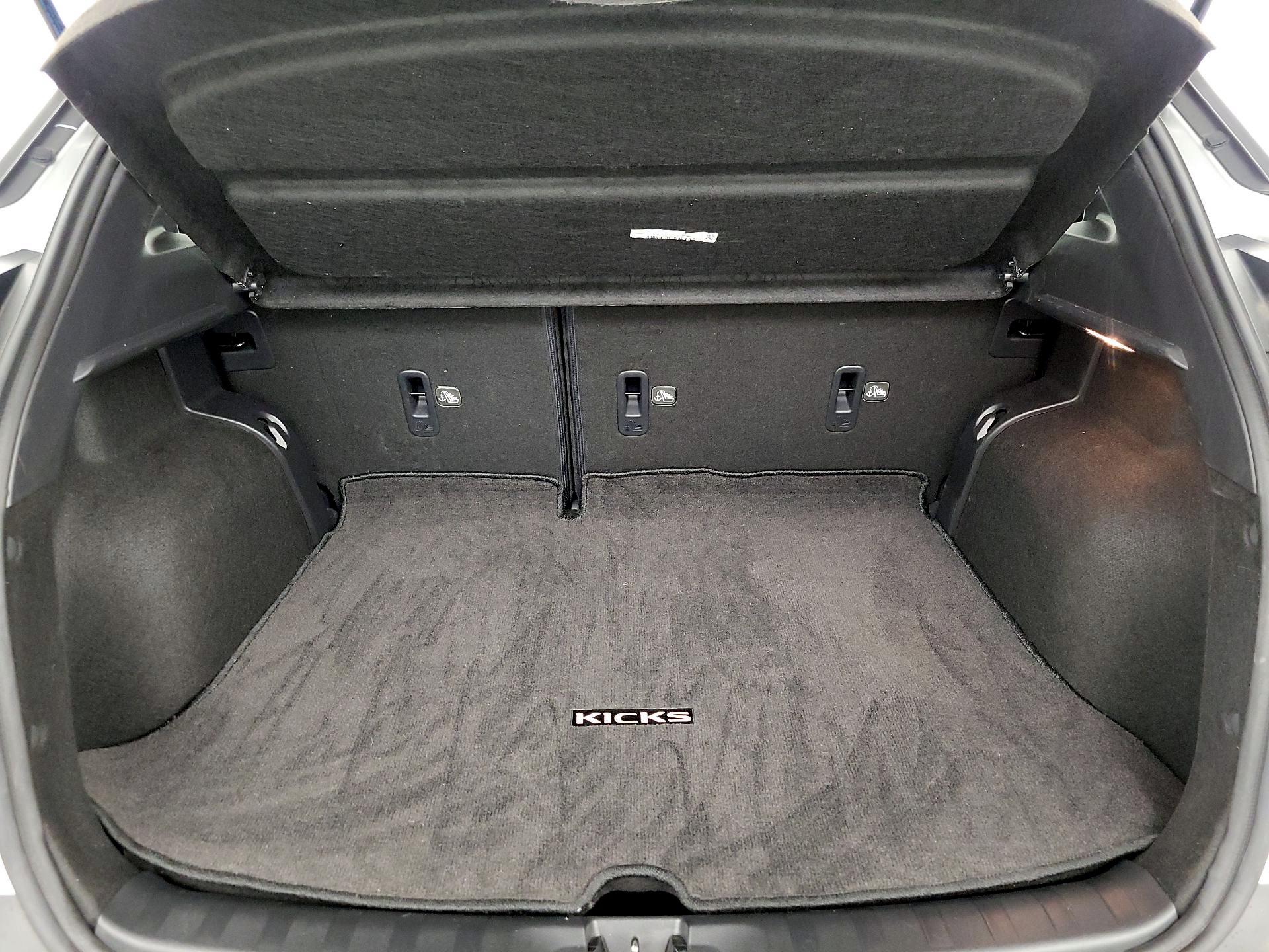 Thumbnail: 2019 Nissan Kicks - 20