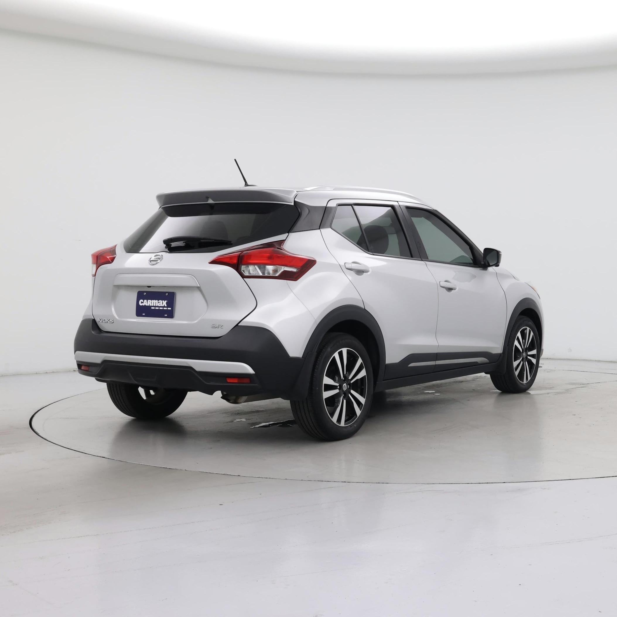Thumbnail: 2019 Nissan Kicks - 8