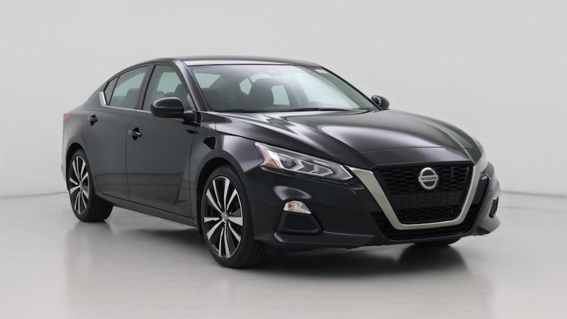 2022 Nissan Altima SR Hero Image