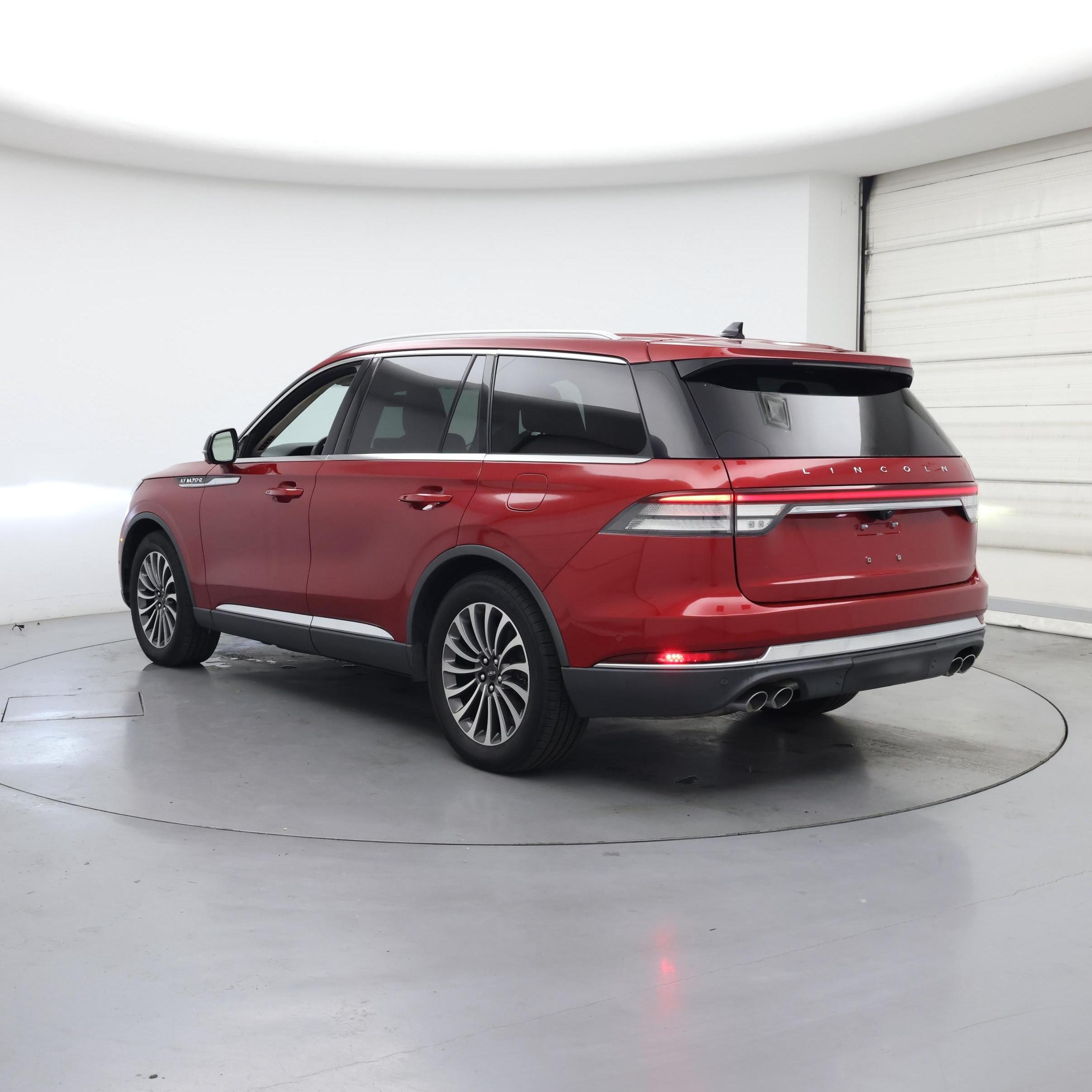 Thumbnail: 2021 Lincoln Aviator - 2