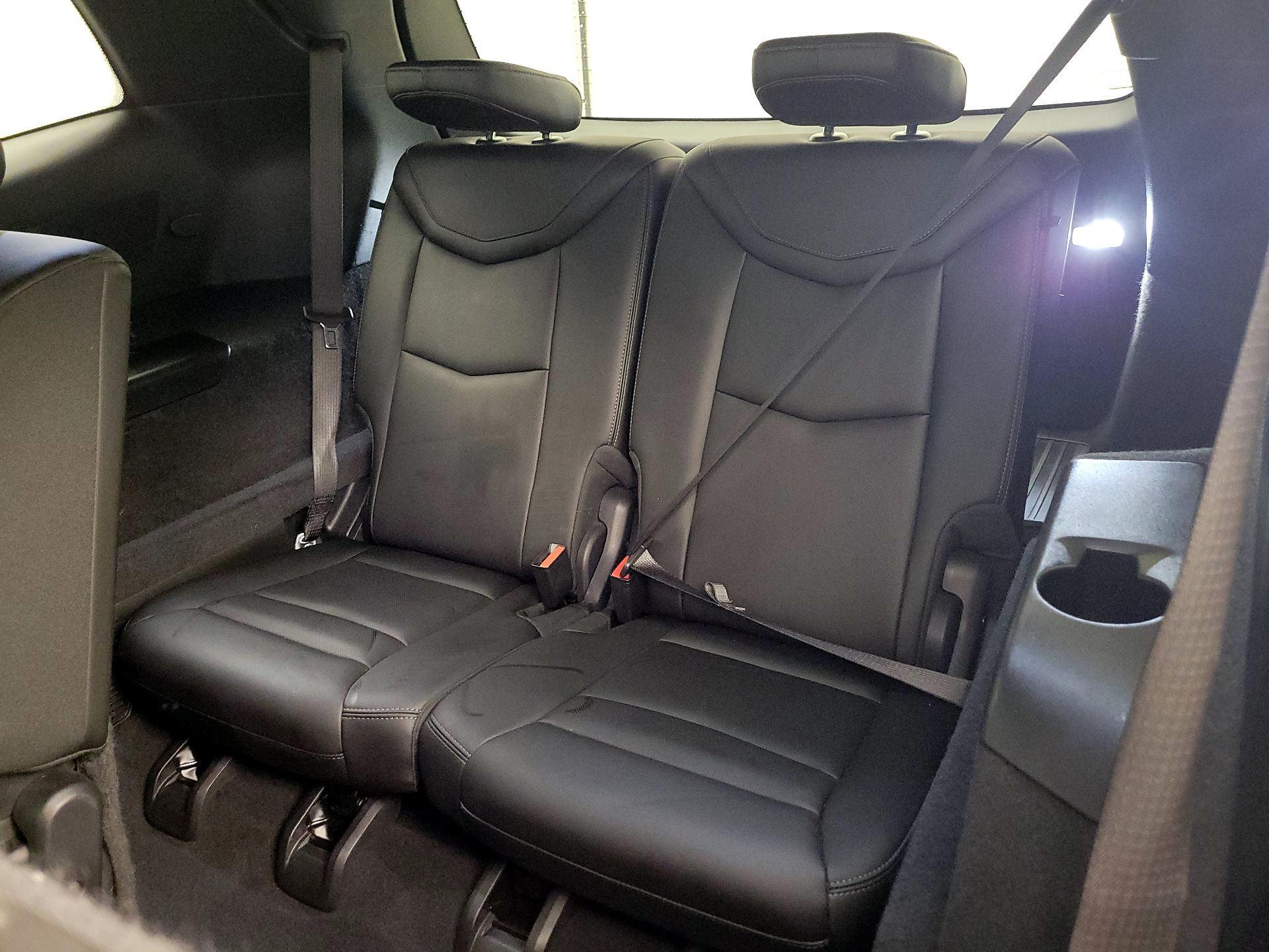 Thumbnail: 2021 Cadillac XT6 - 19