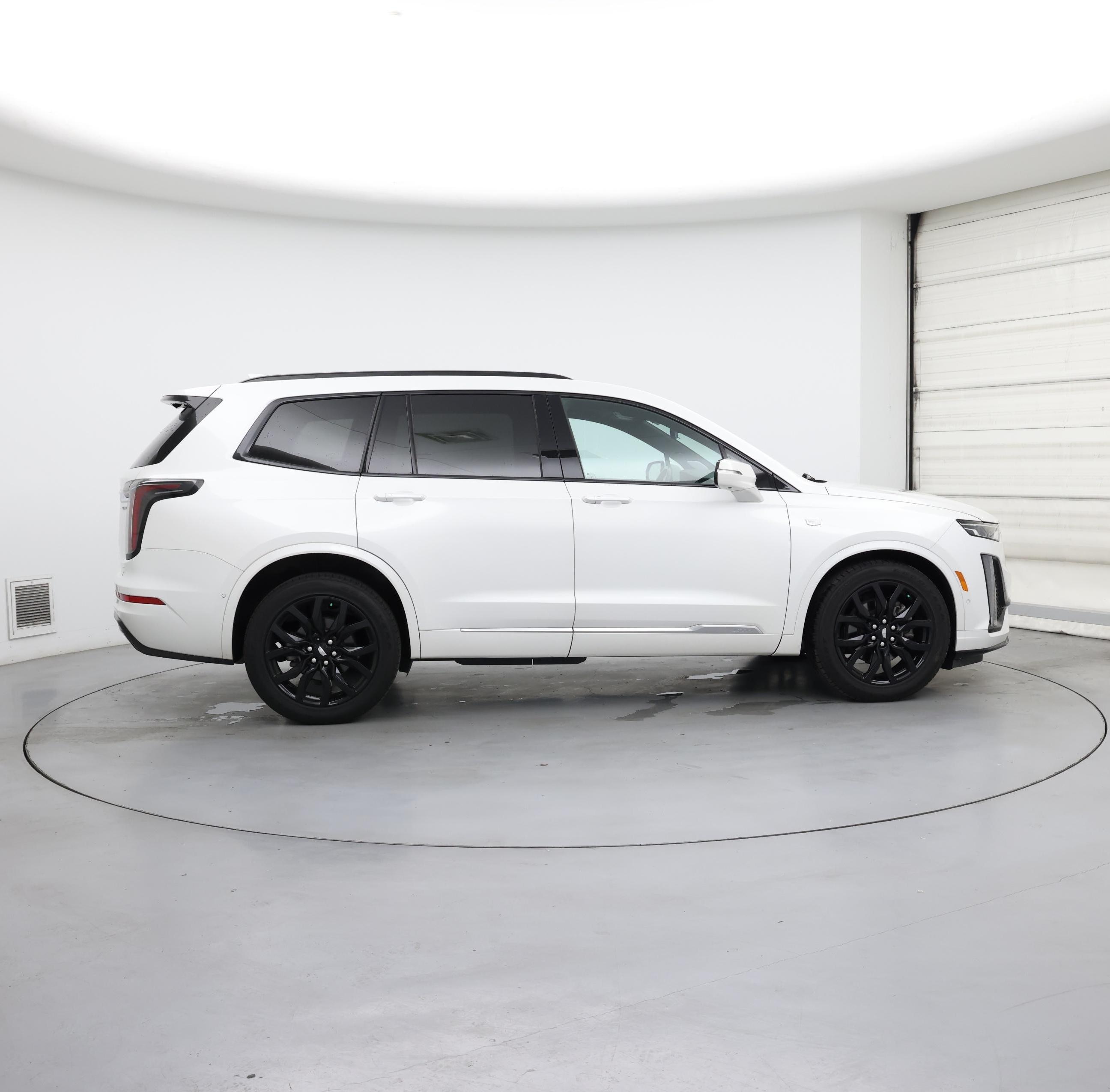 Thumbnail: 2021 Cadillac XT6 - 7