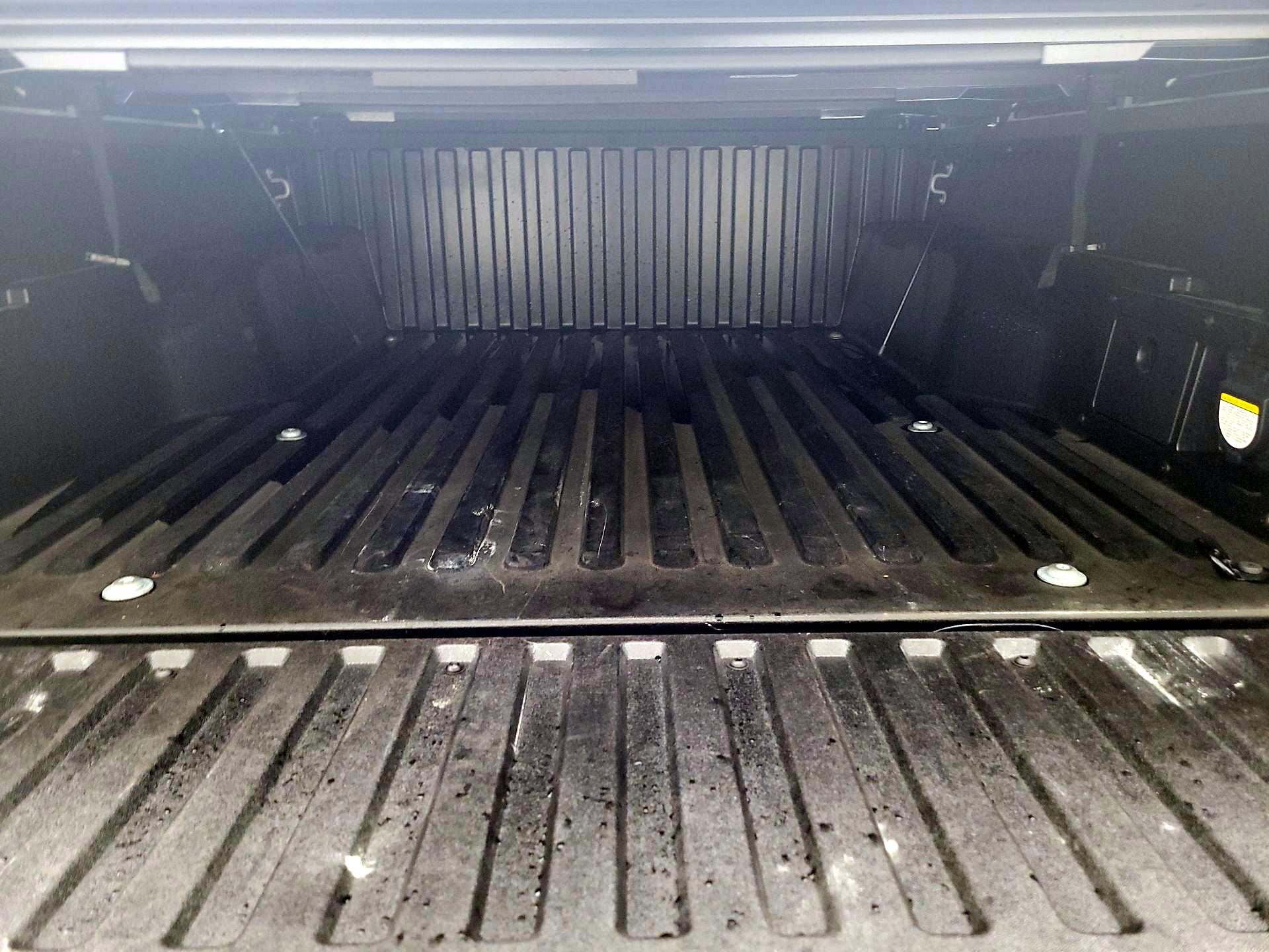 Thumbnail: 2021 Toyota Tacoma - 19