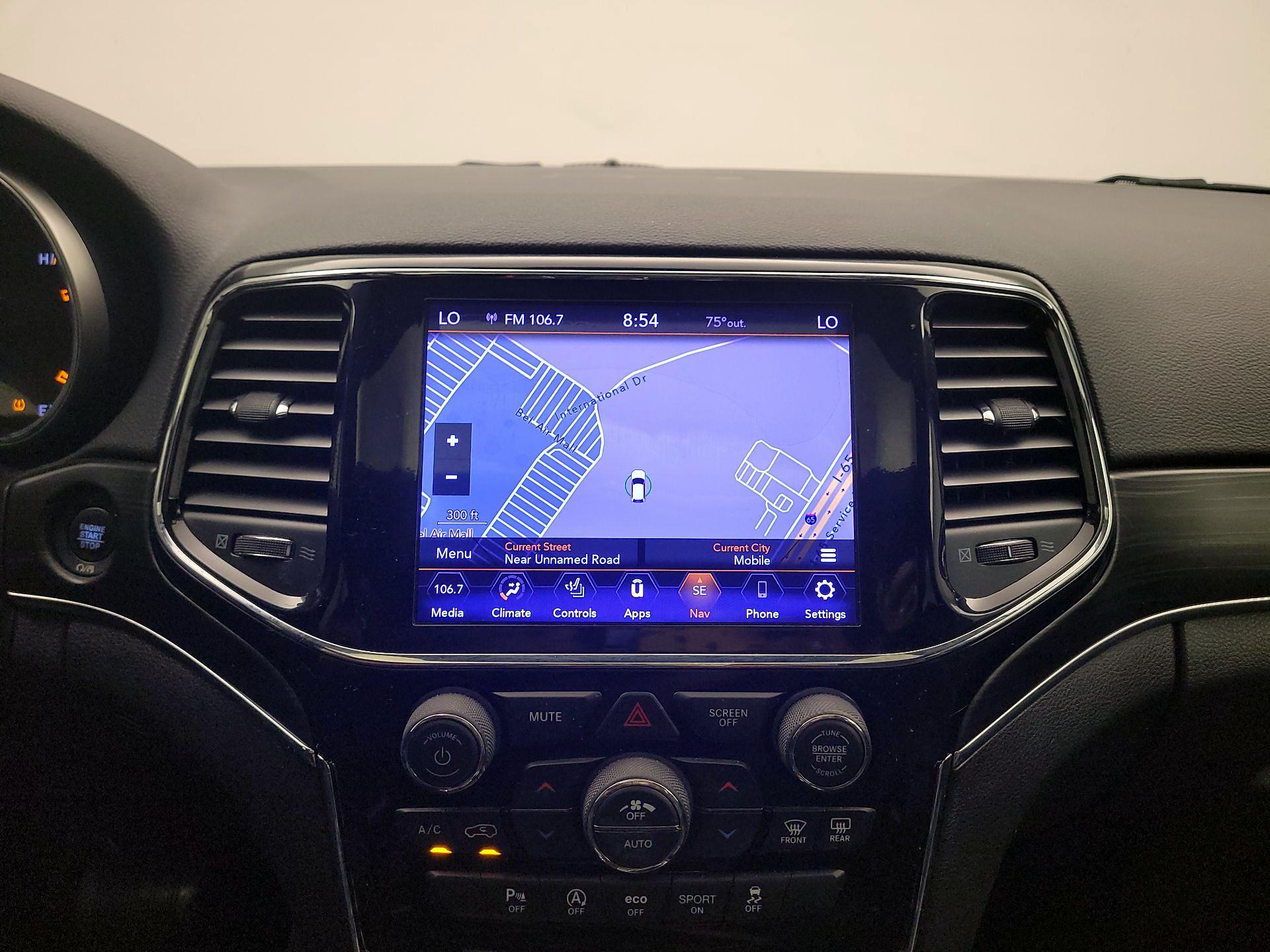 Thumbnail: 2020 Jeep Grand Cherokee - 14
