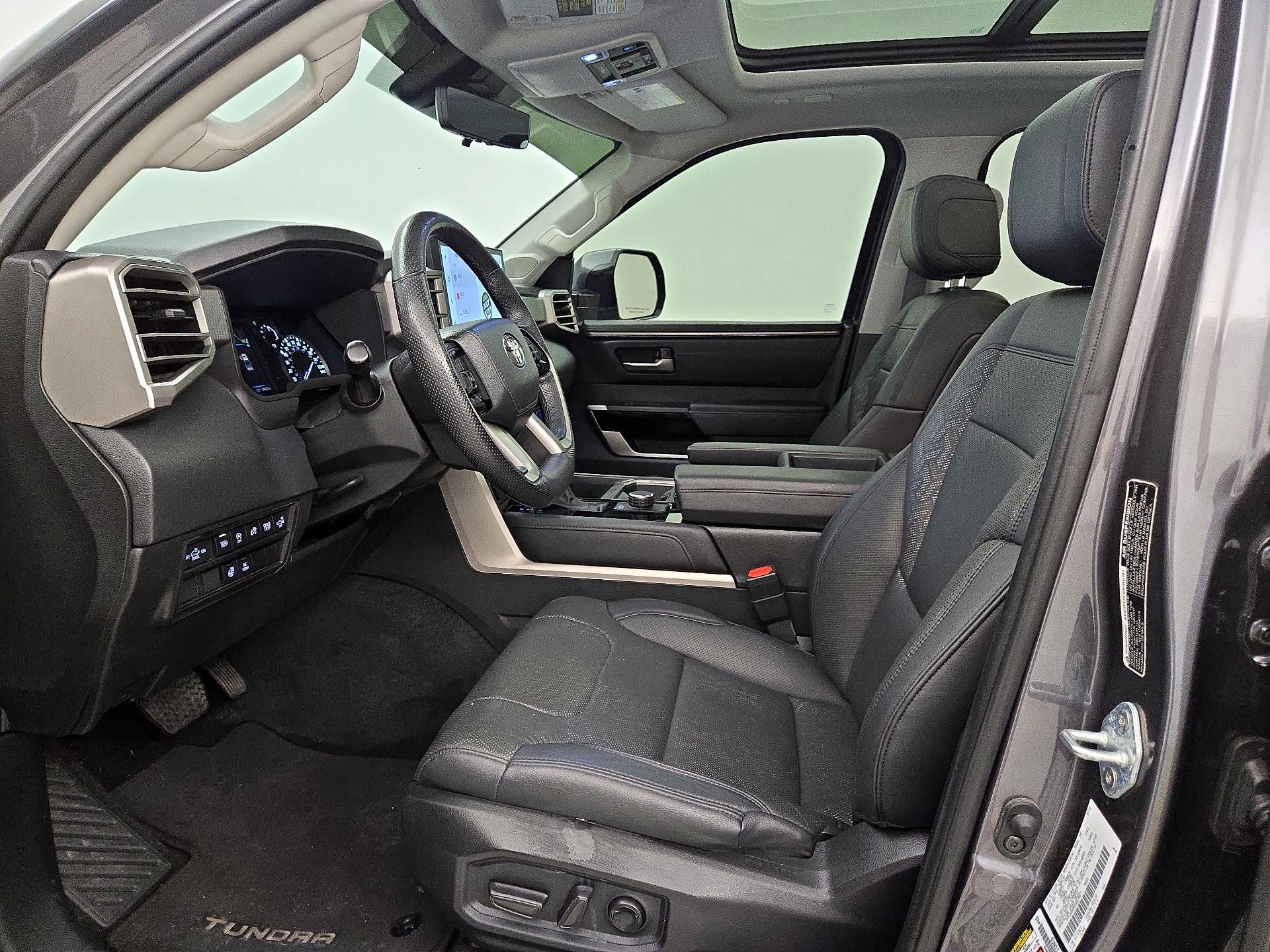 Thumbnail: 2022 Toyota Tundra - 11