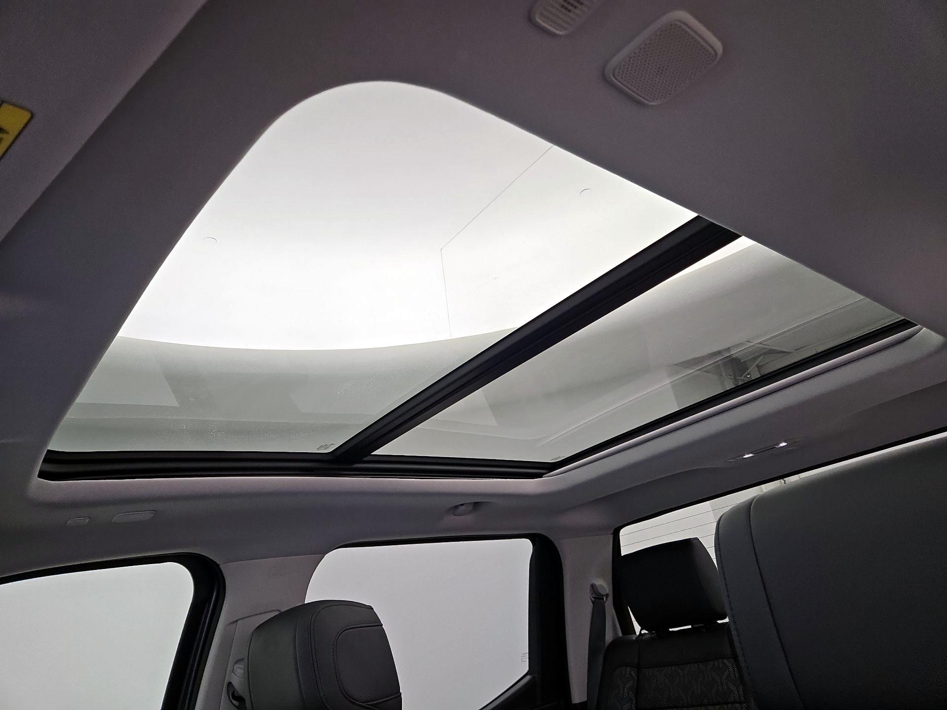 Thumbnail: 2022 Toyota Tundra - 19