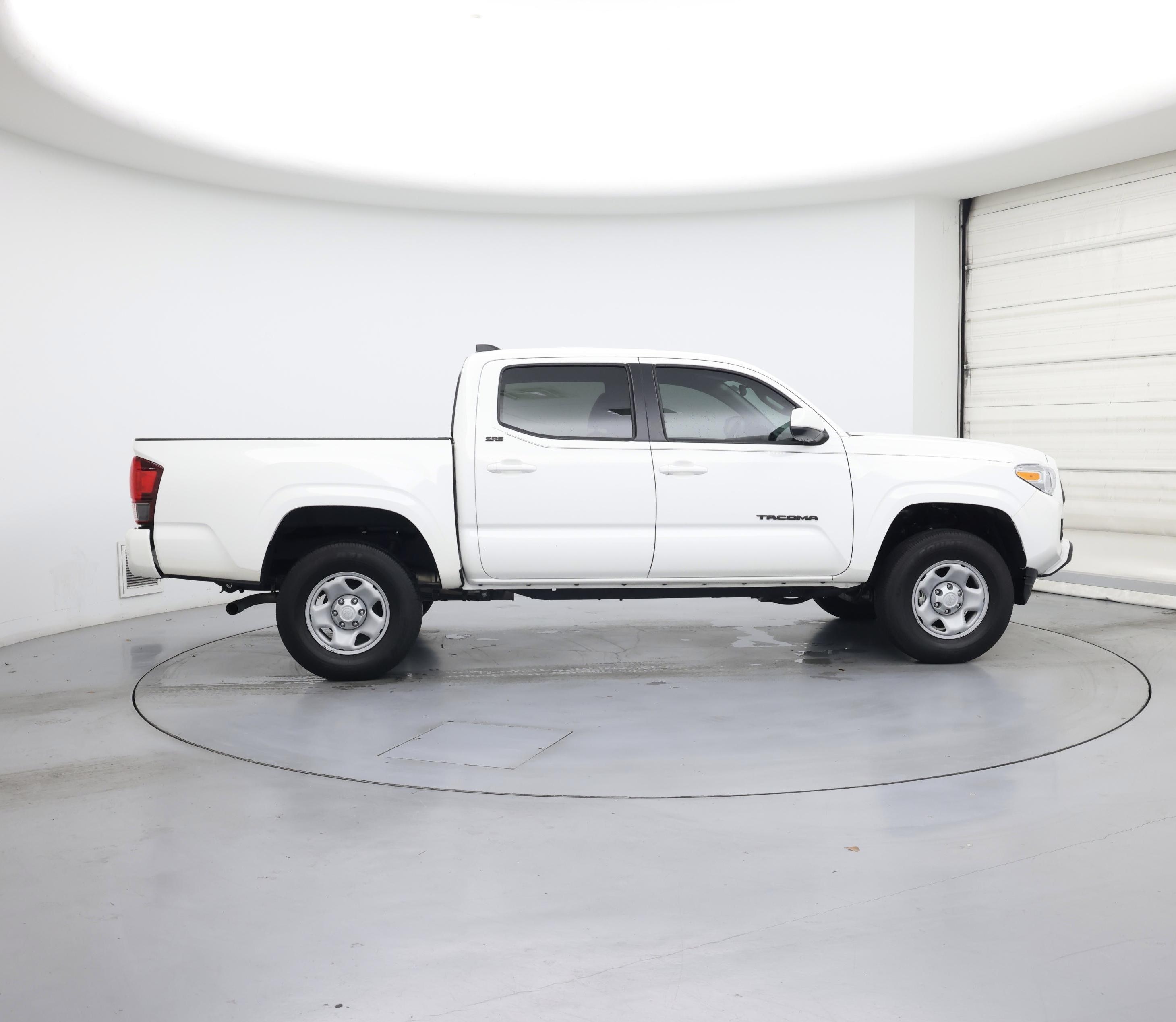 Thumbnail: 2023 Toyota Tacoma - 7