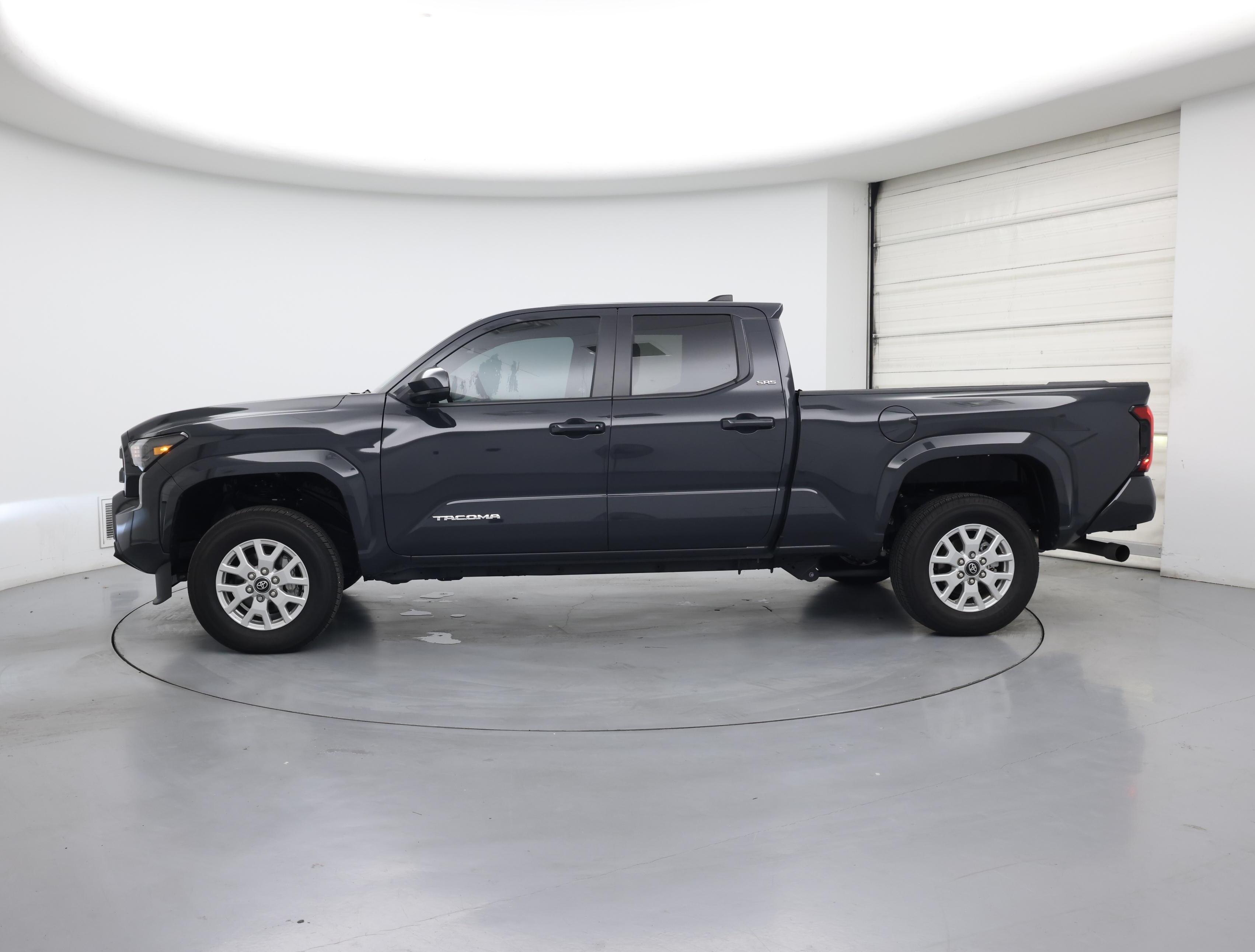 Thumbnail: 2024 Toyota Tacoma - 3