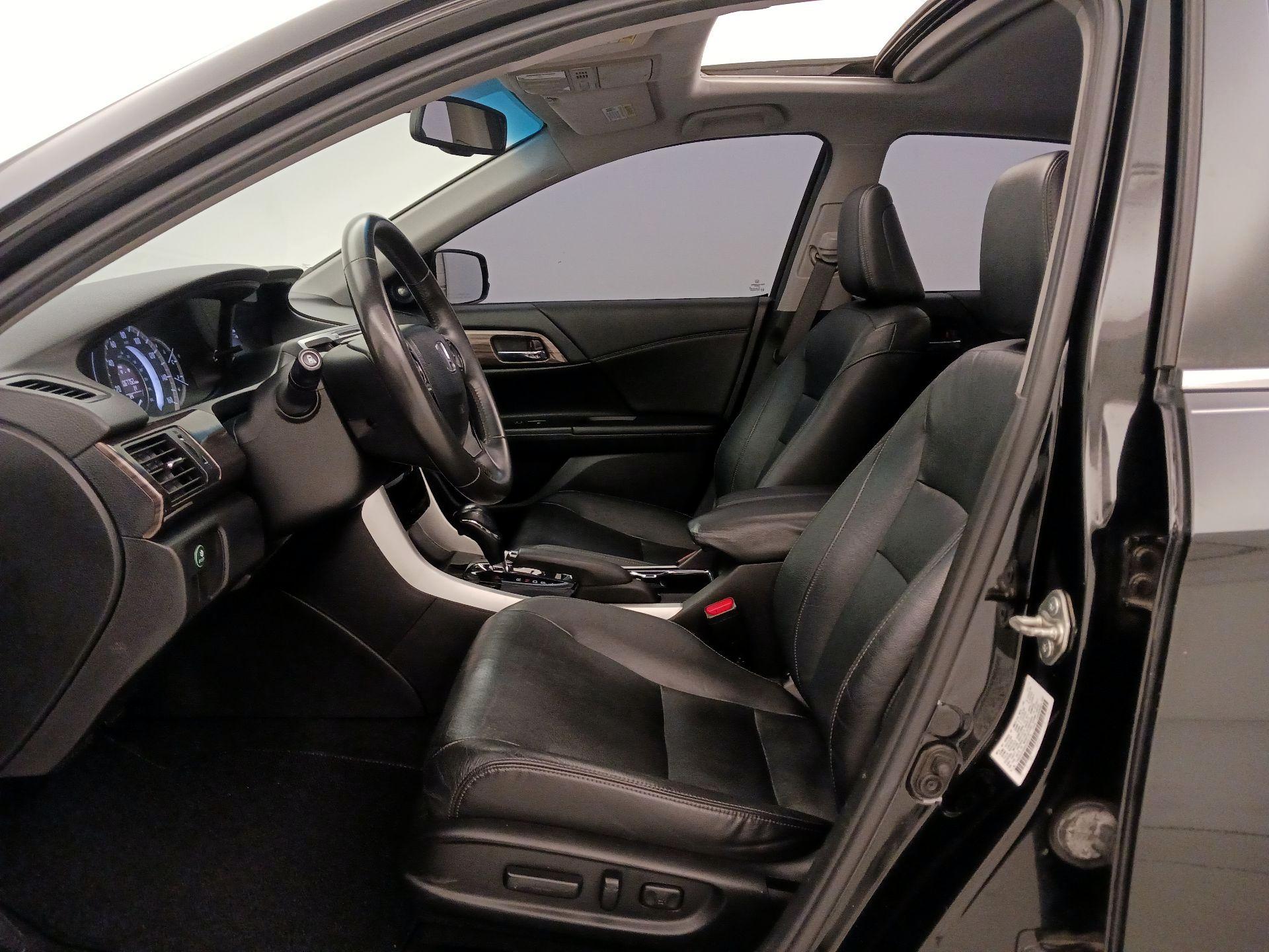 Thumbnail: 2016 Honda Accord - 11