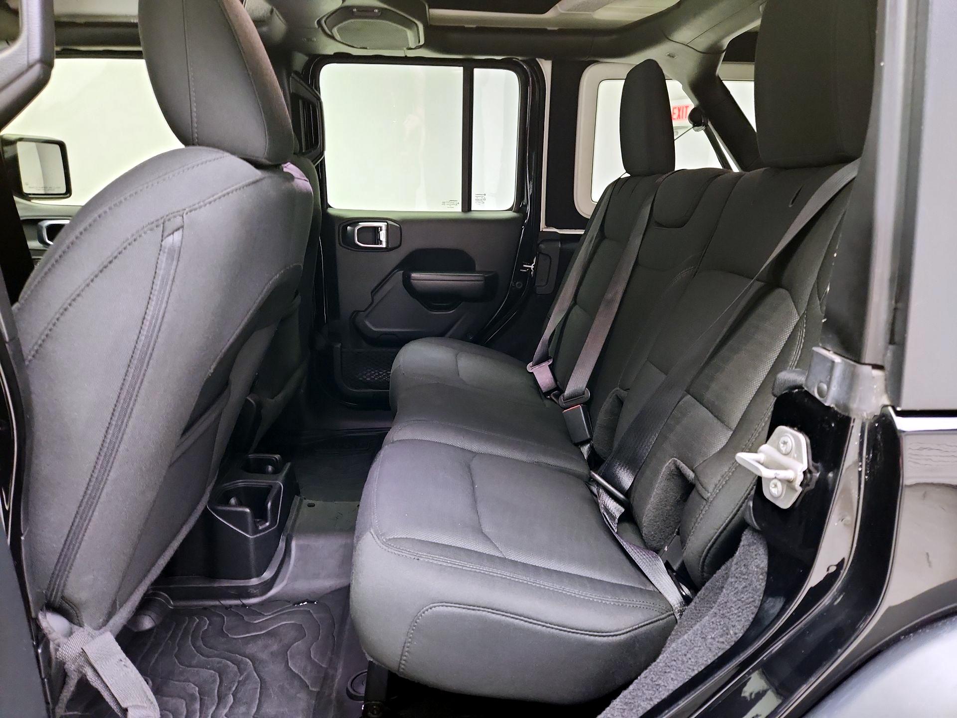 Thumbnail: 2020 Jeep Wrangler - 20