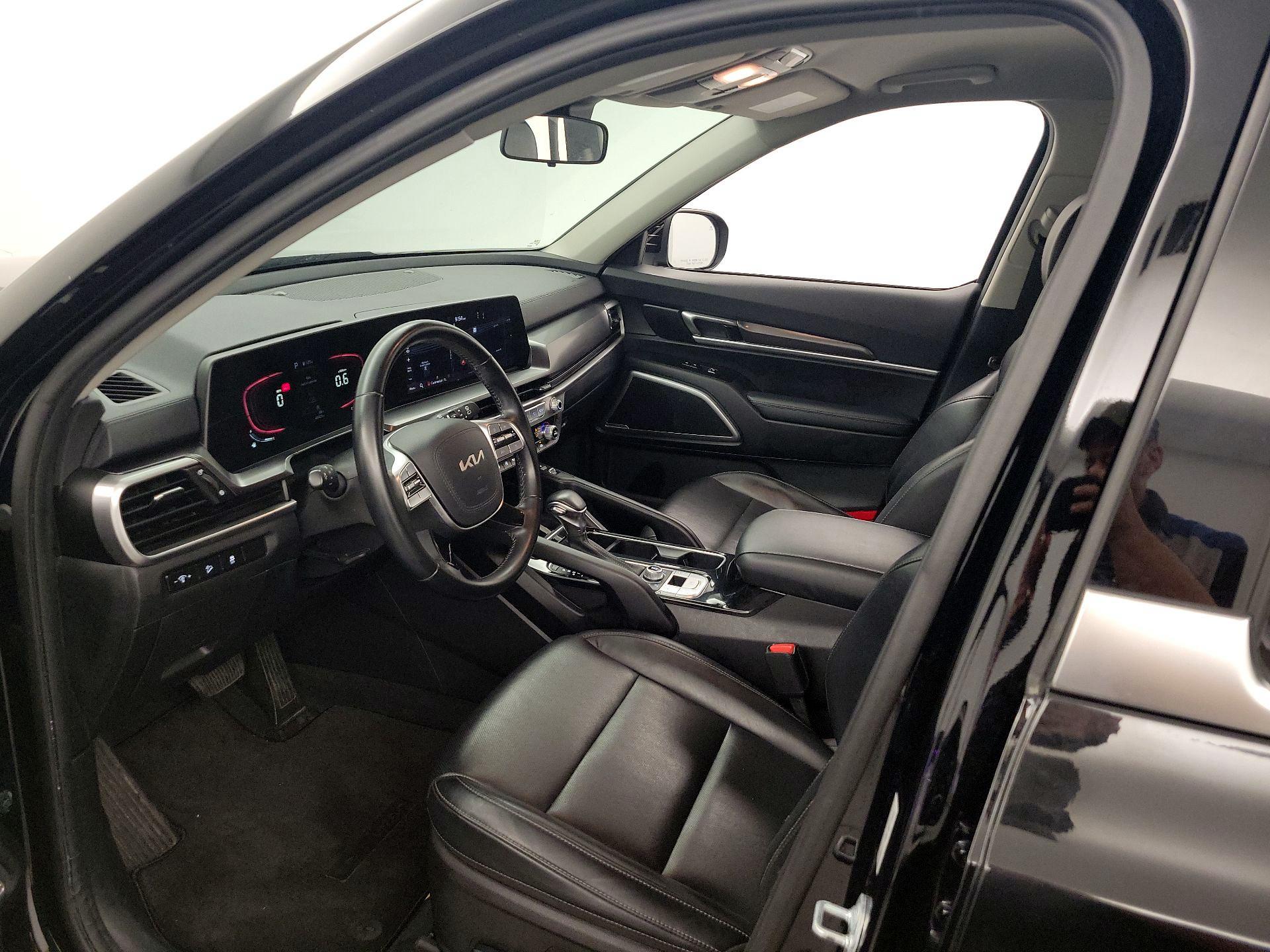 Thumbnail: 2023 Kia Telluride - 11