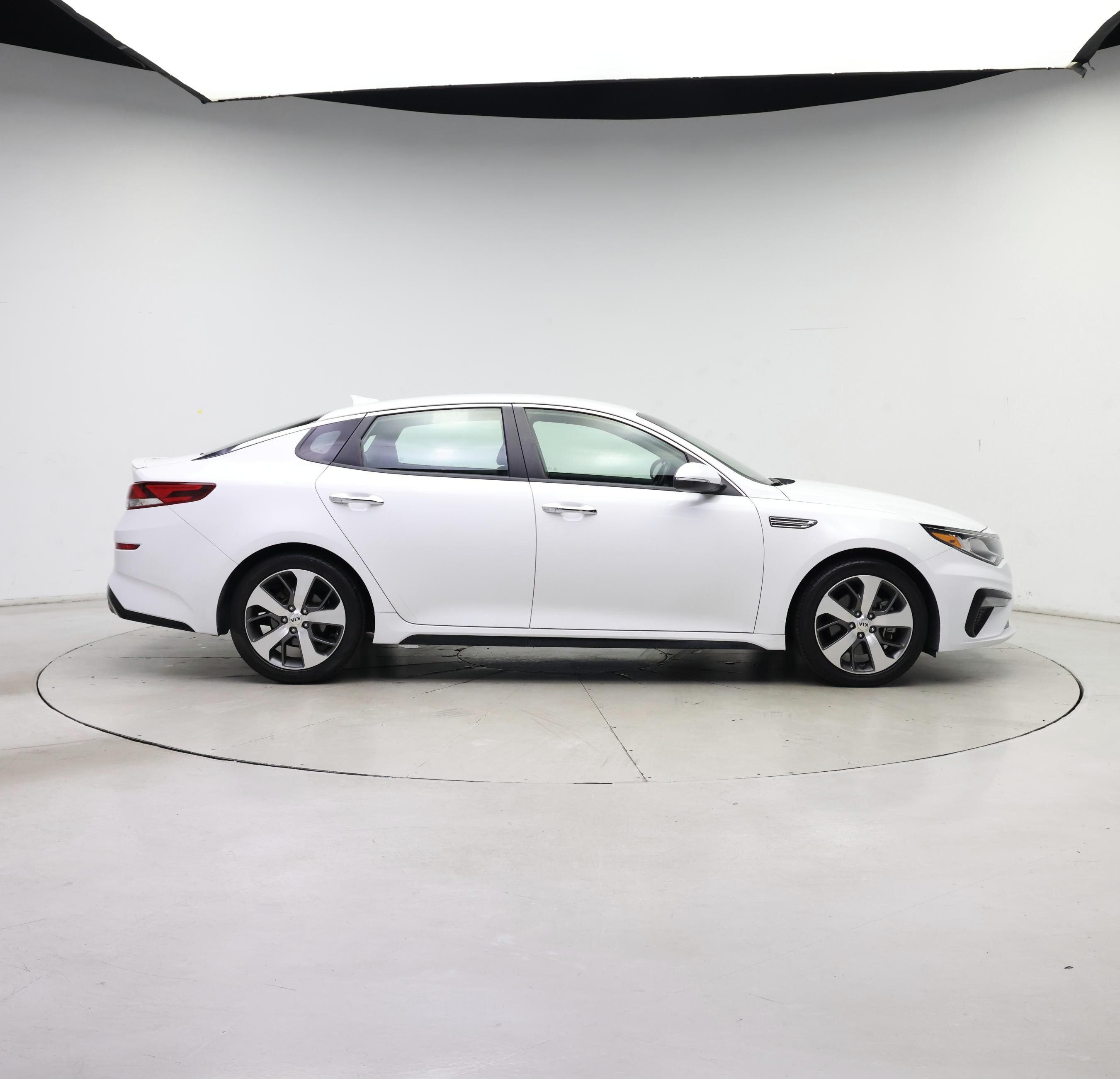Thumbnail: 2019 Kia Optima - 7